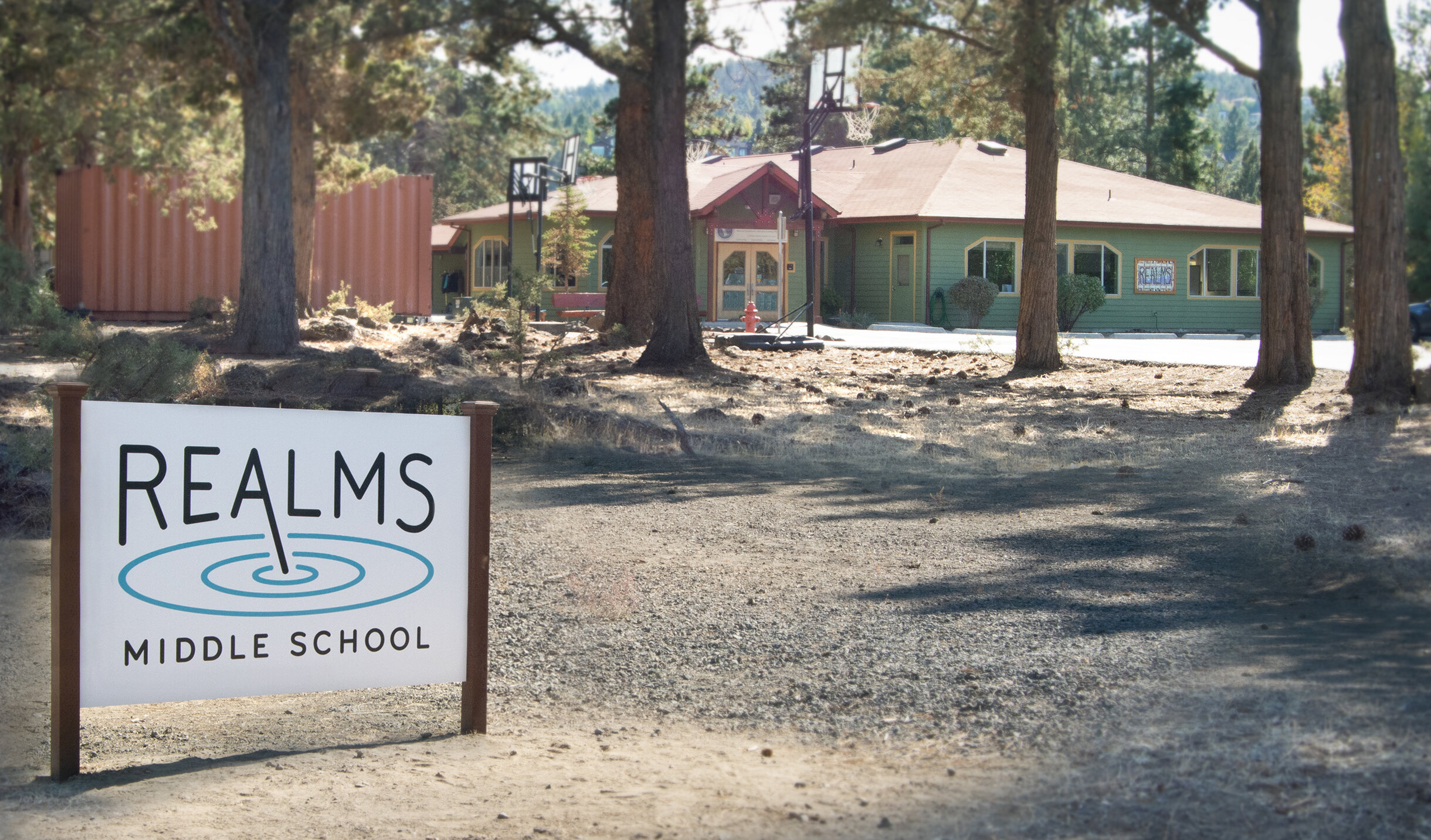 Realms_sign_at_MS.jpg