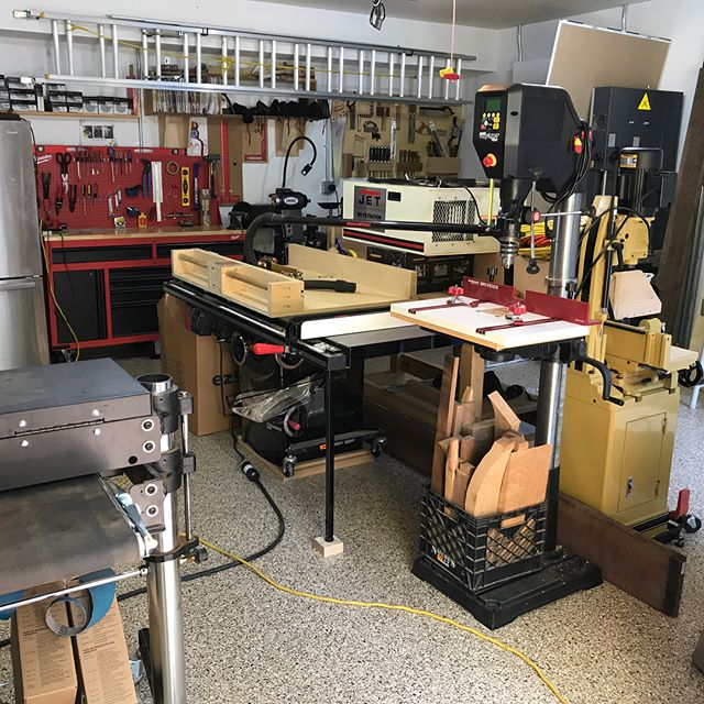 It's been a long time since I've been able to use any of my #tools, but I'm finally moved into the new #shop, and I can get set up!  This time around, I decide to do a few things right from the start.  For one, I got an epoxy finish on the floor, so 