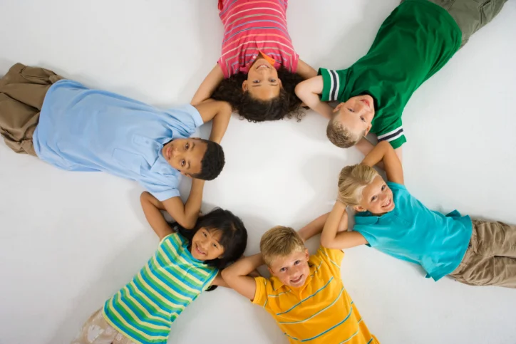 kids-in-circle-getty.jpg