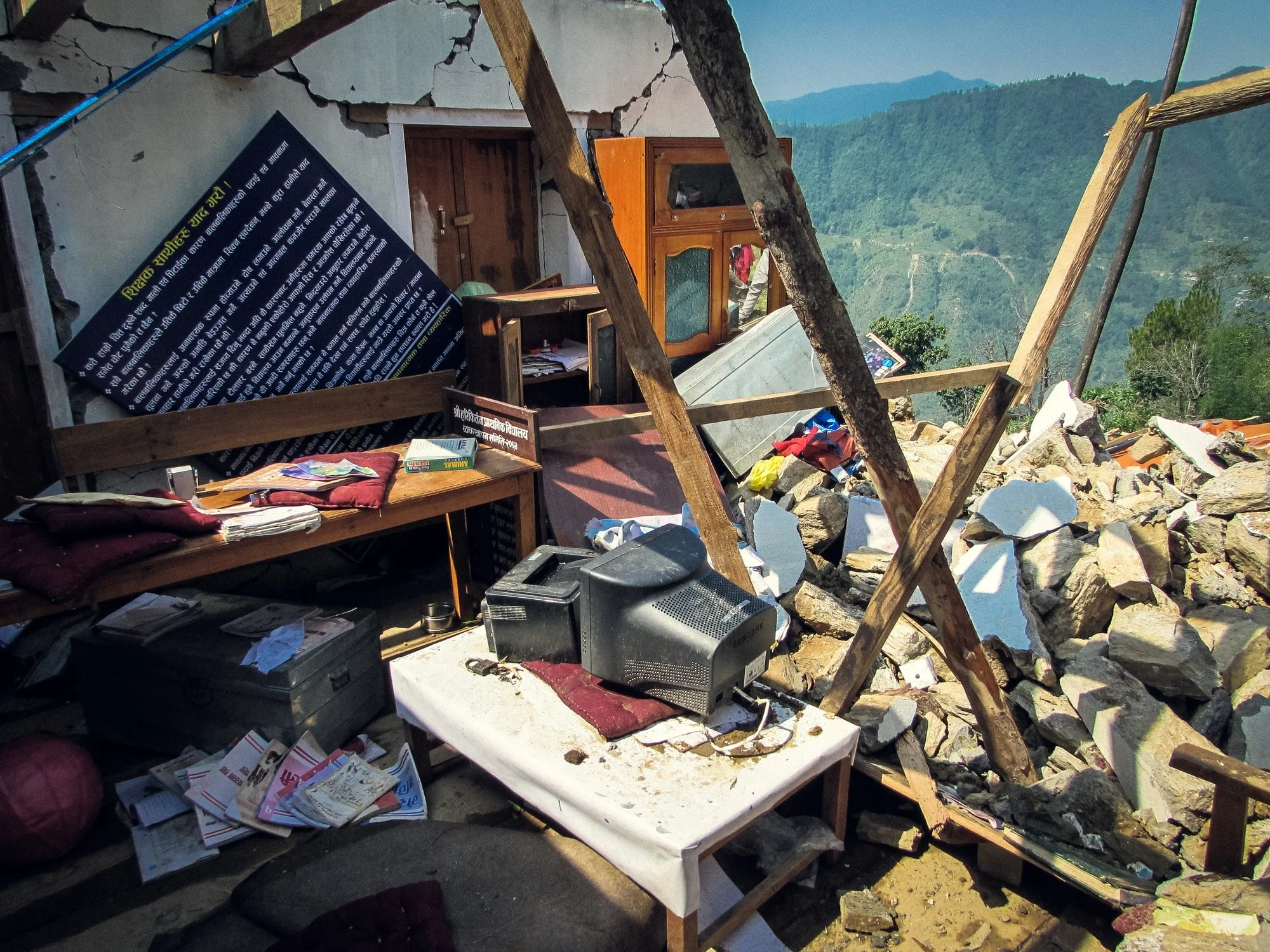 Earthquake tbt 10-2-19 b Nepal.jpg