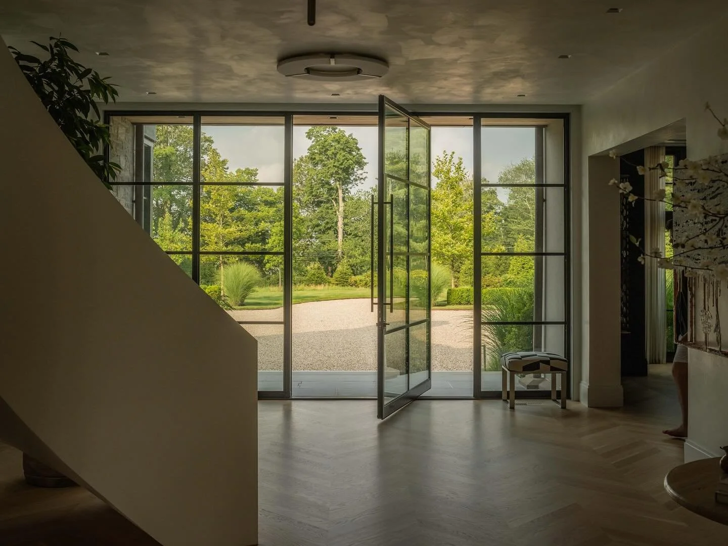 Creating the front approach to a new home &mdash; a true team collaboration inside and out.
Every detail designed to create a seamless and intuitive connection from entry to arrival.

Team credits @rosamundyoungarchitecture @jonathanhopk @monicafried