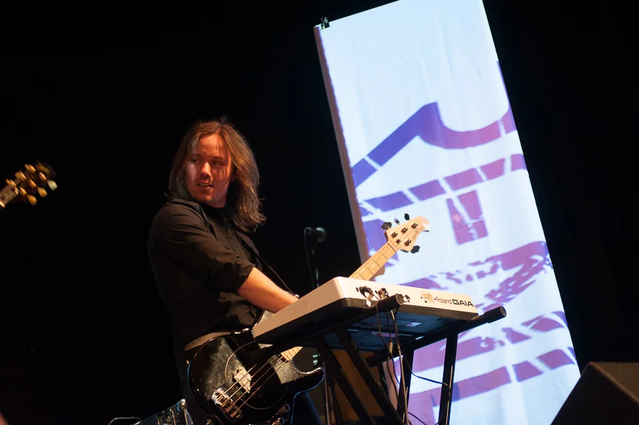 EMA_s_2014-122-2.jpg