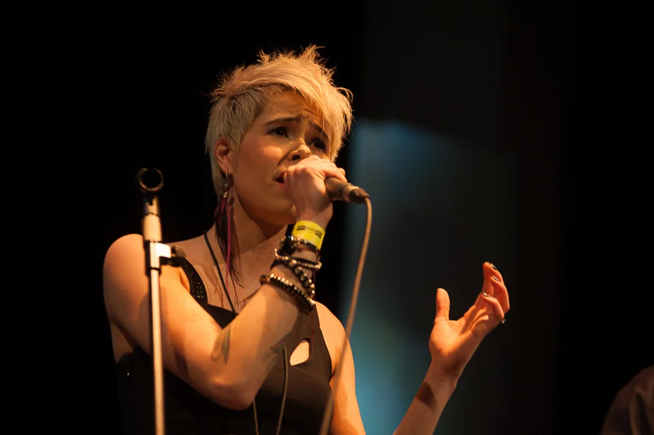 EMA_s_2014-111-2.jpg