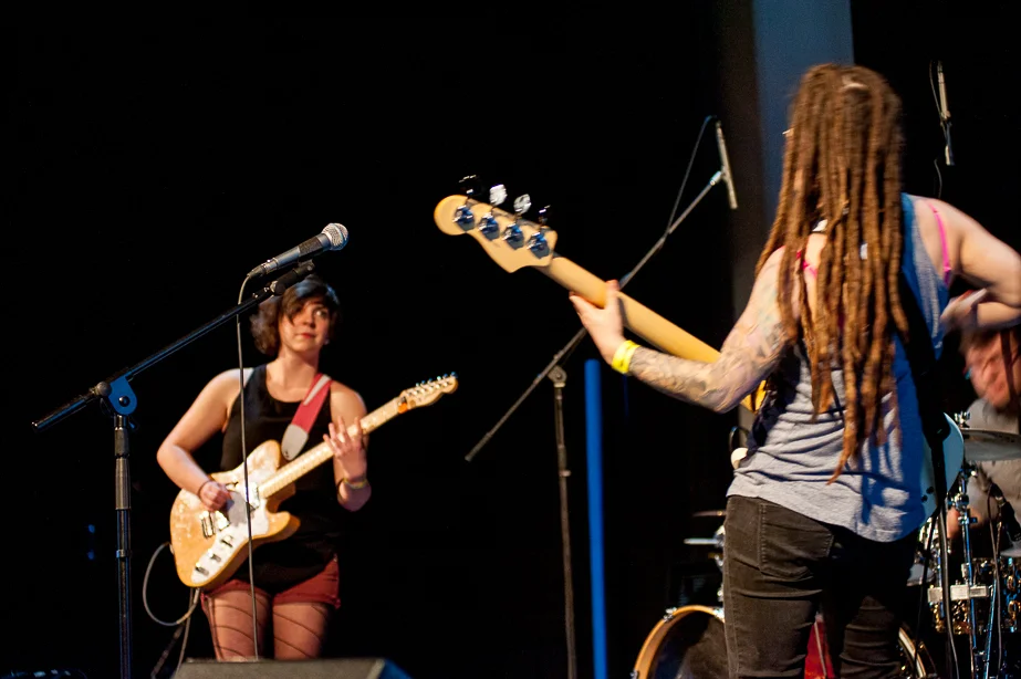 EMA_s_2014-222.jpg