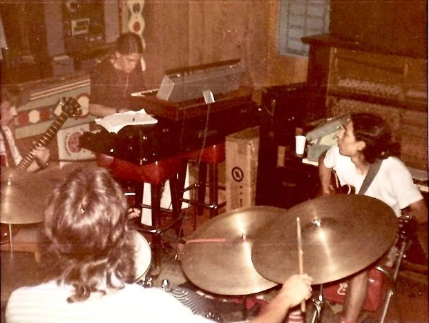 k bros rehearsal with alan bennett 1974.jpg