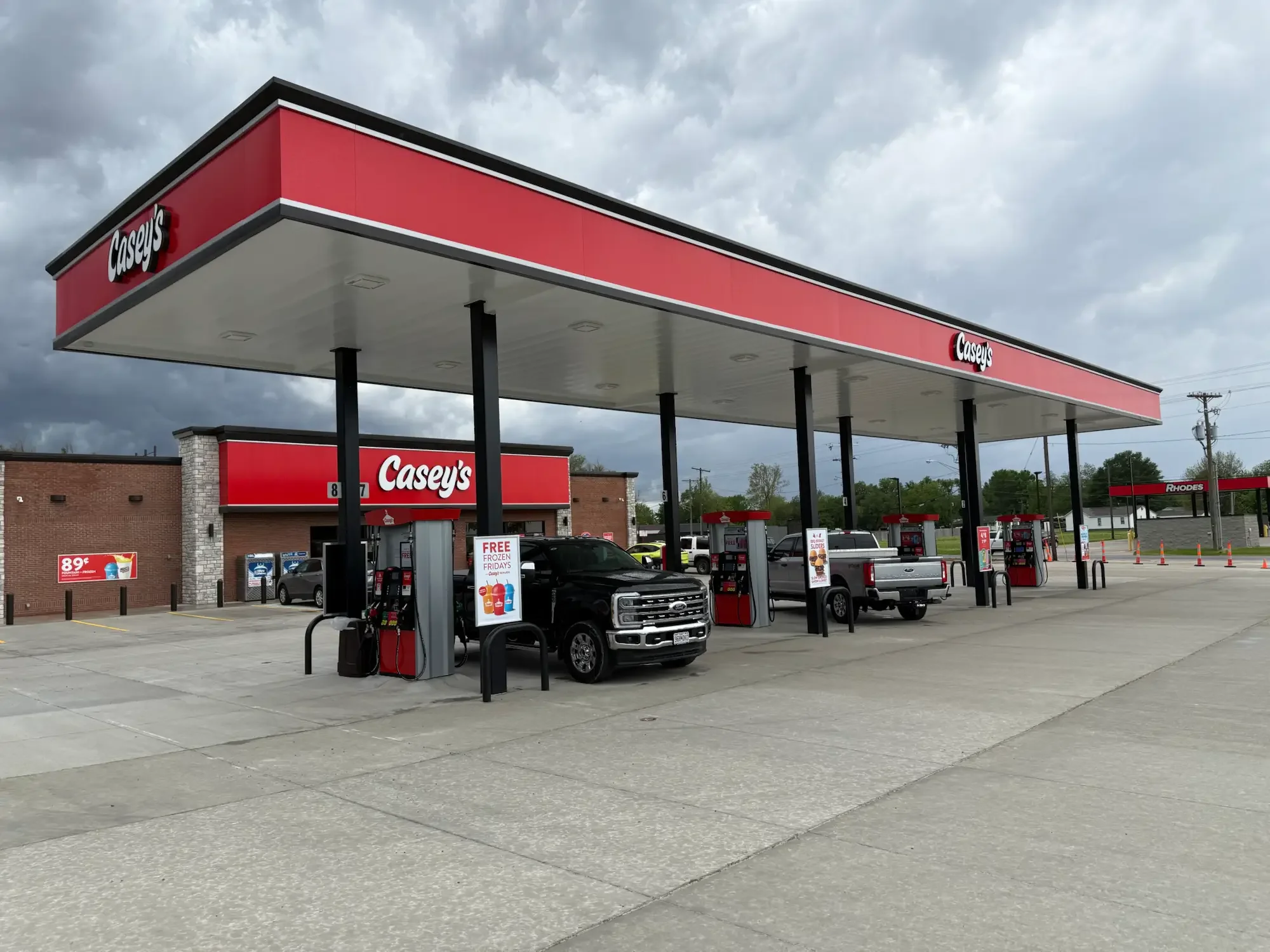 Caseys Miner MO Exterior 2.webp