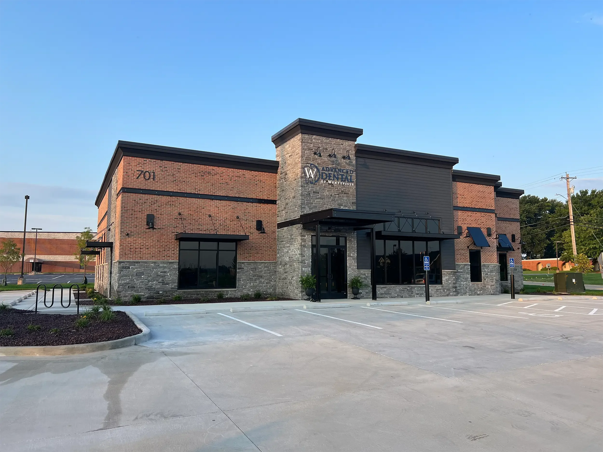 Advanced Dental Exterior.webp