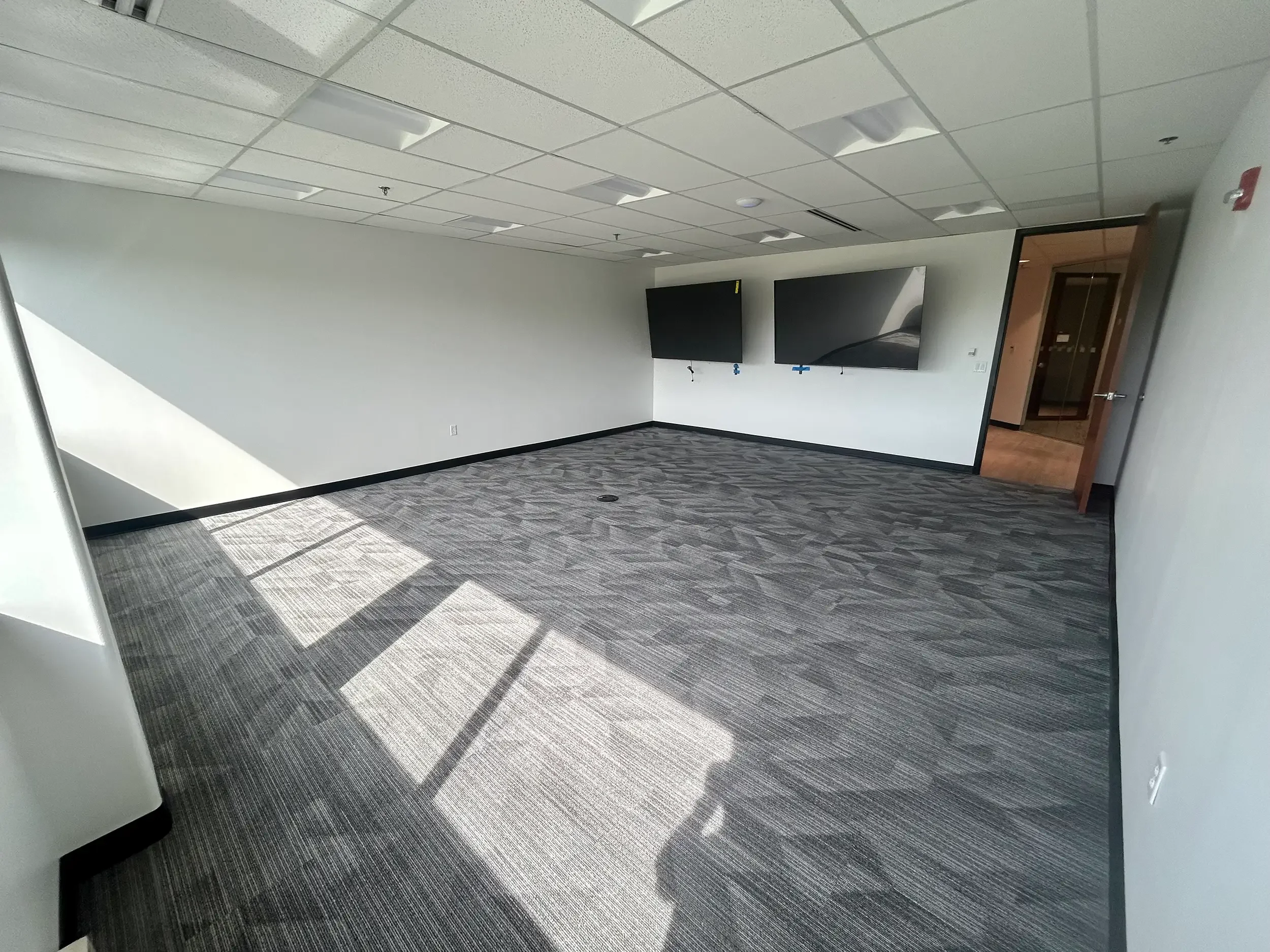 Main Confrence Room 2.webp