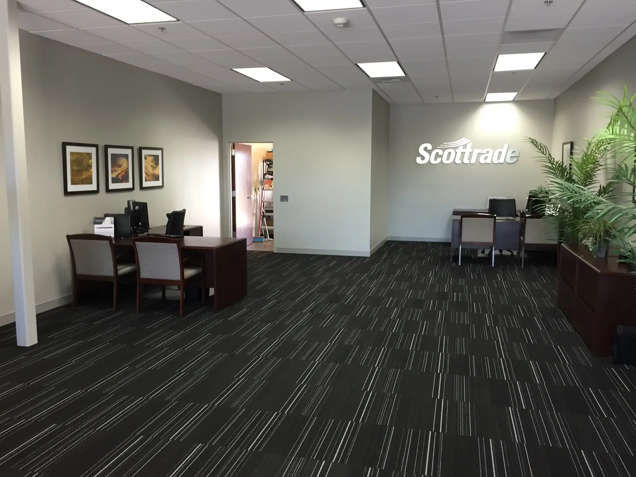 Scottrade lobby2.webp