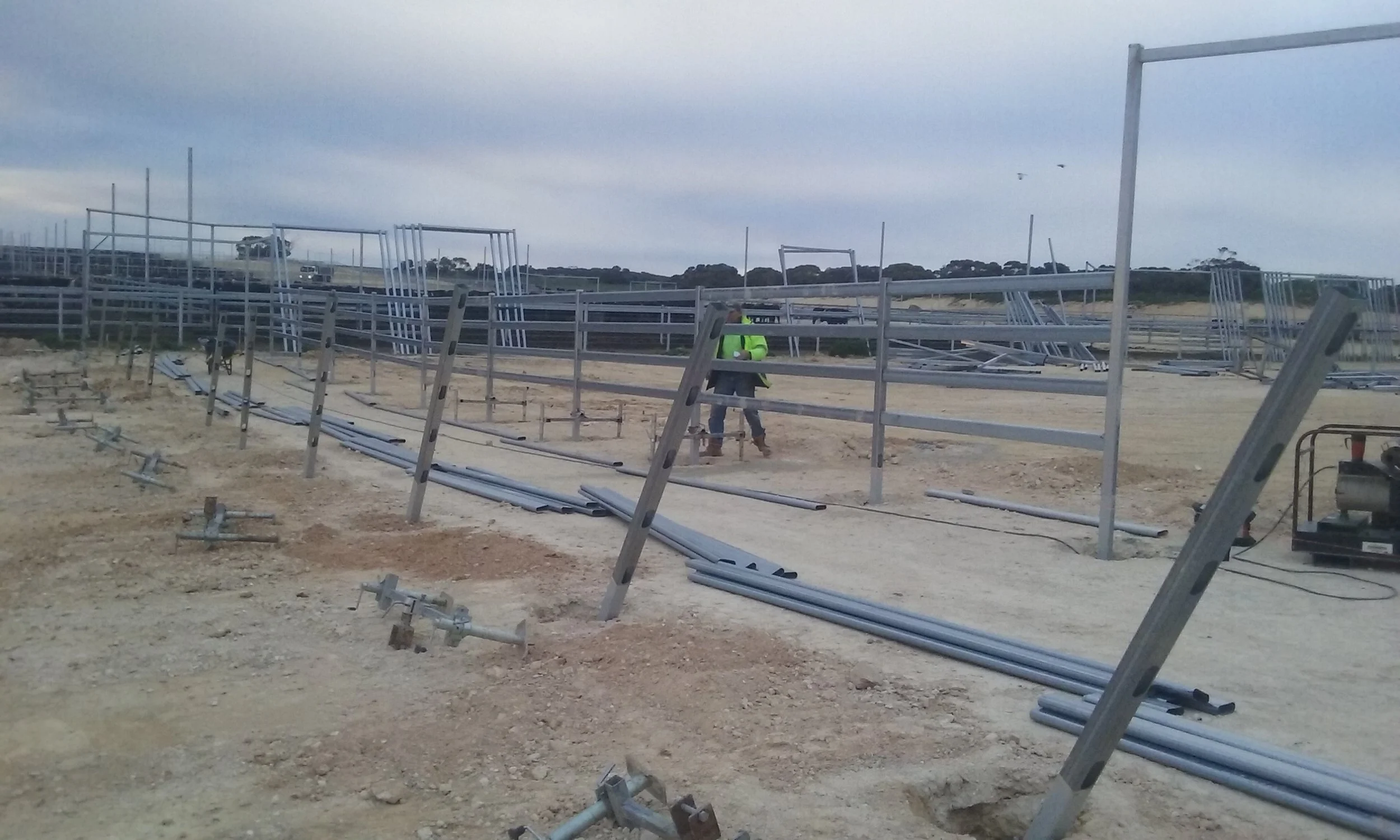 Standing fences for stage 1
