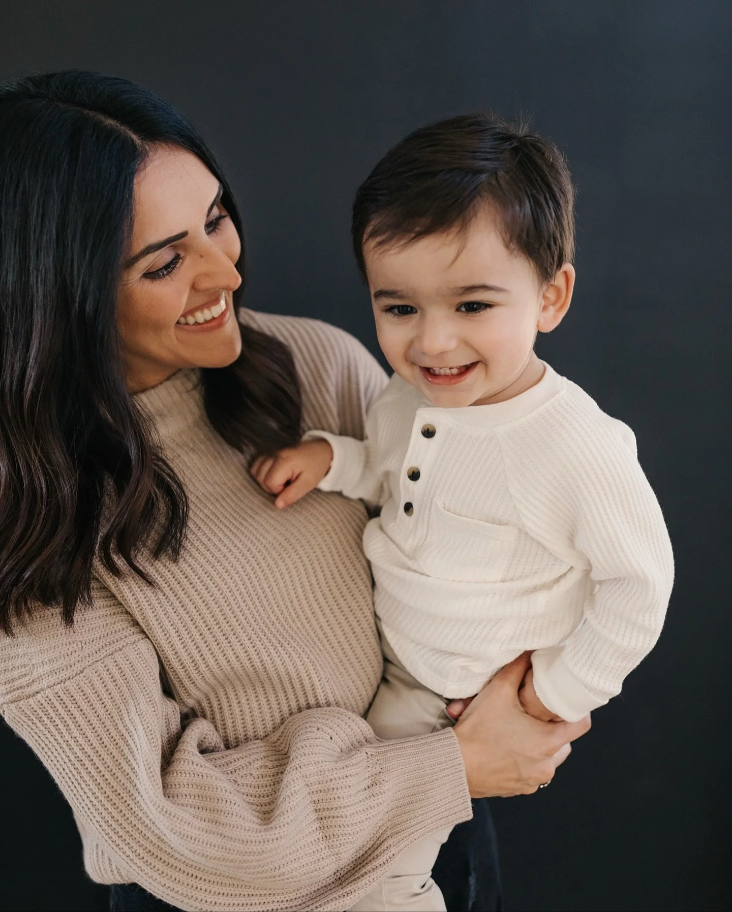 The sweet simplicity of a motherhood session in the studio. Loved creating these for @roheensharif at @cottonwoodcollectivestudio. Her handsome little man is the same age as Millie, which made this one extra special. 

This season is truly so beautif