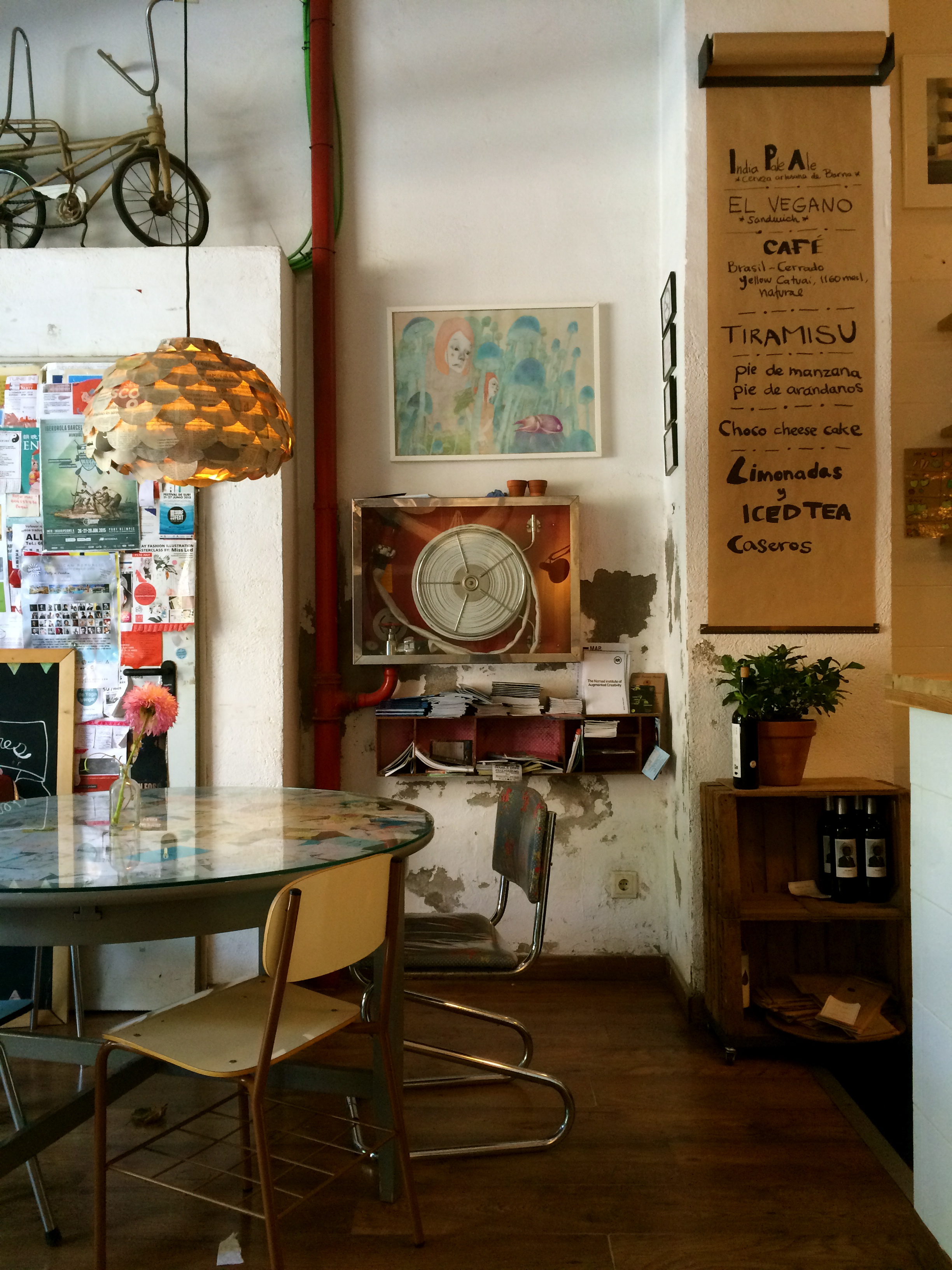 ◆ Cosmo Cafe