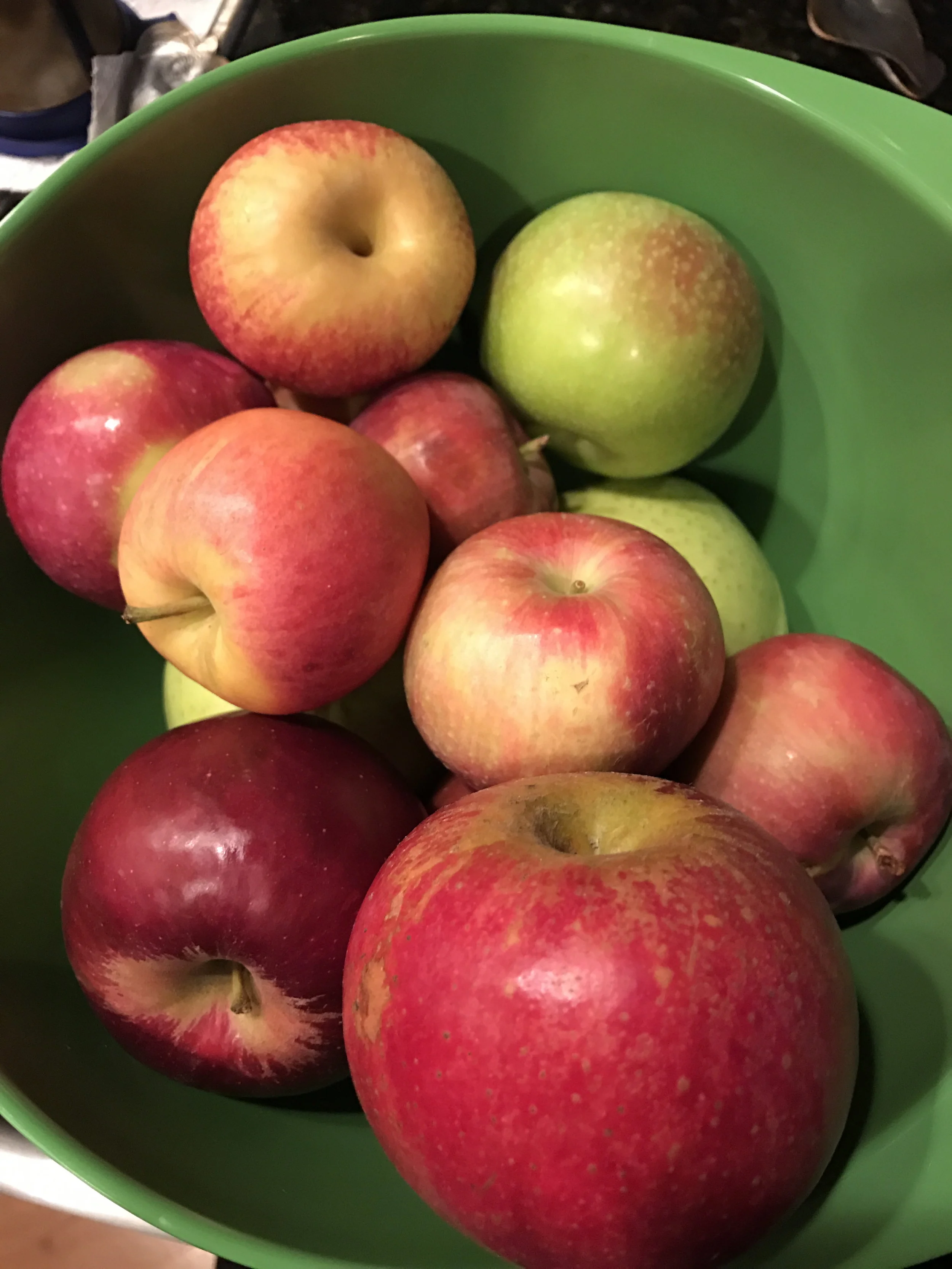 Here is our loot from the apple orchard. I have no idea which is which, so I just put a random mix of apples in the crisp.