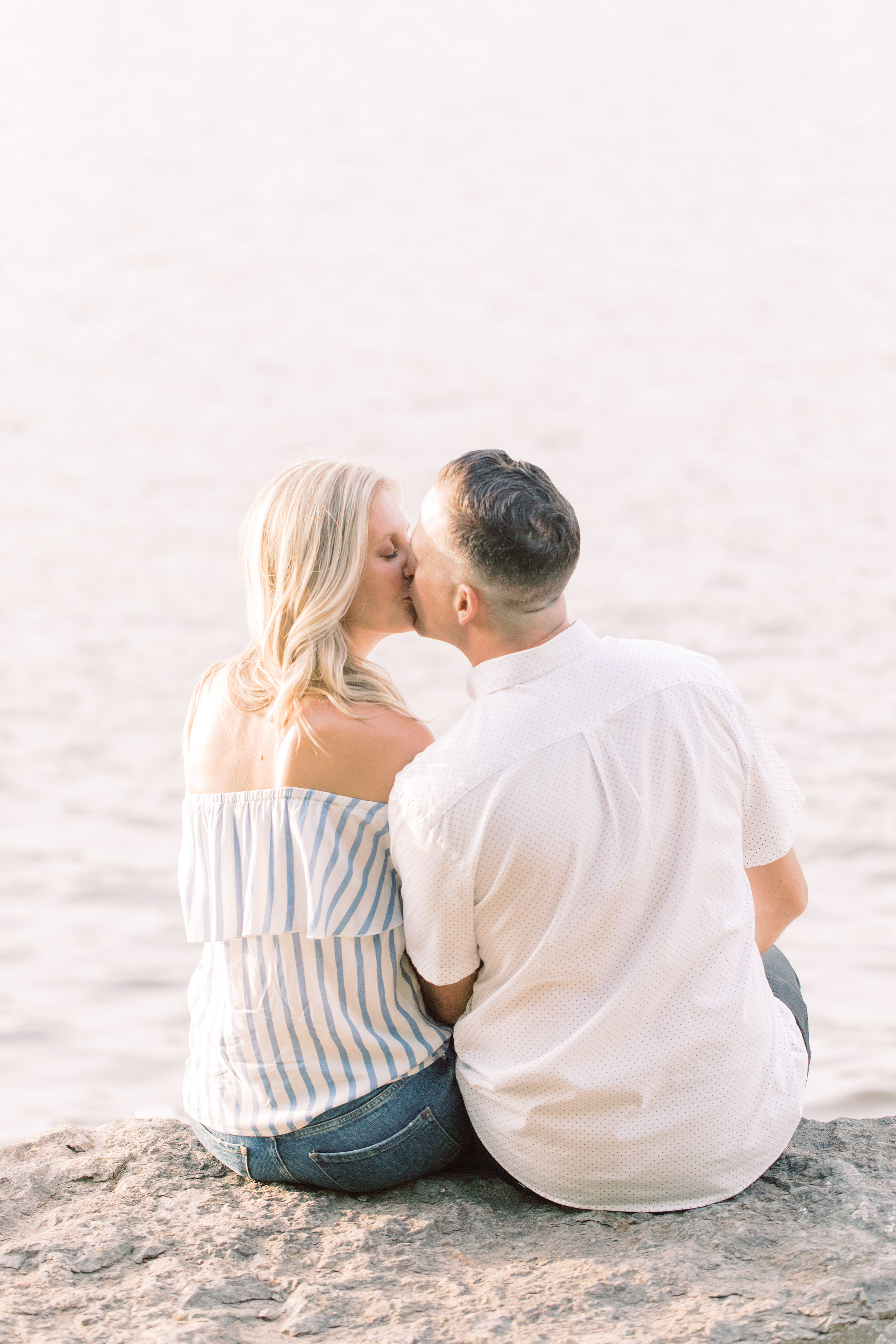 Teah_Lizee_Photography_Downtown_Ottawa-Engagement-13.jpg