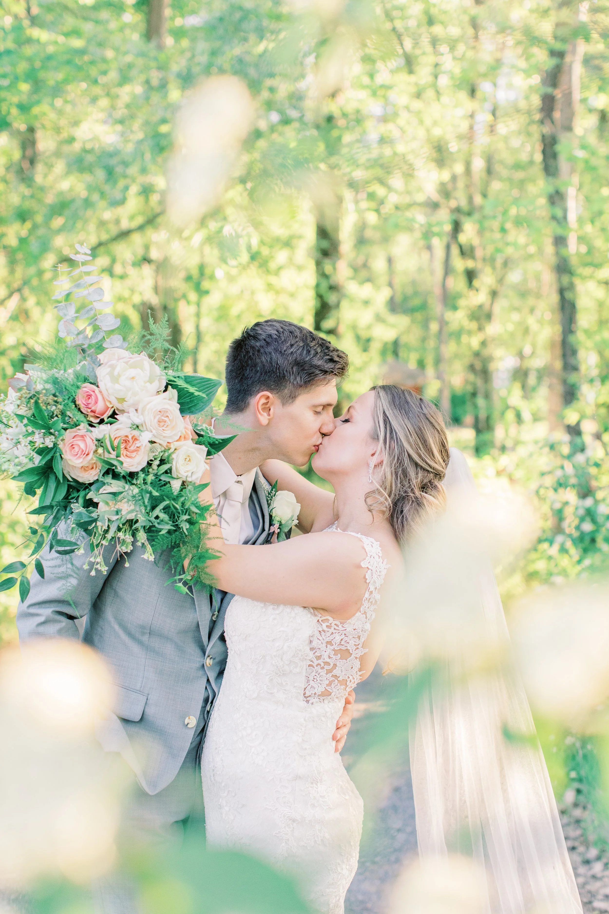 Katherine&Jordon_Sneakpeek-21 (1).jpg
