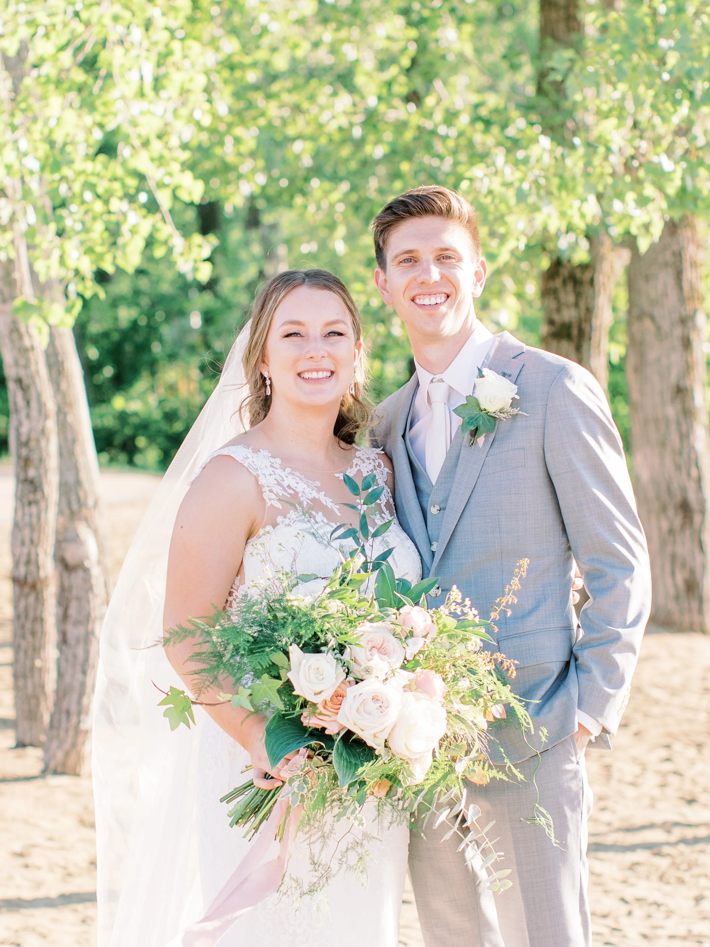 Katherine&Jordon_Sneakpeek-3.jpg