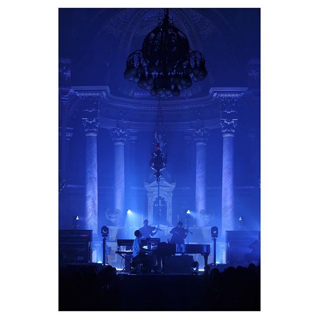 Last night&rsquo;s breathtaking &Oacute;lafur Arnalds show at the Eglise Saint-John-Baptiste in Montreal was all about righting a wrong. Back in November I had written his management about photographing his show at Town Hall. When I never heard back 