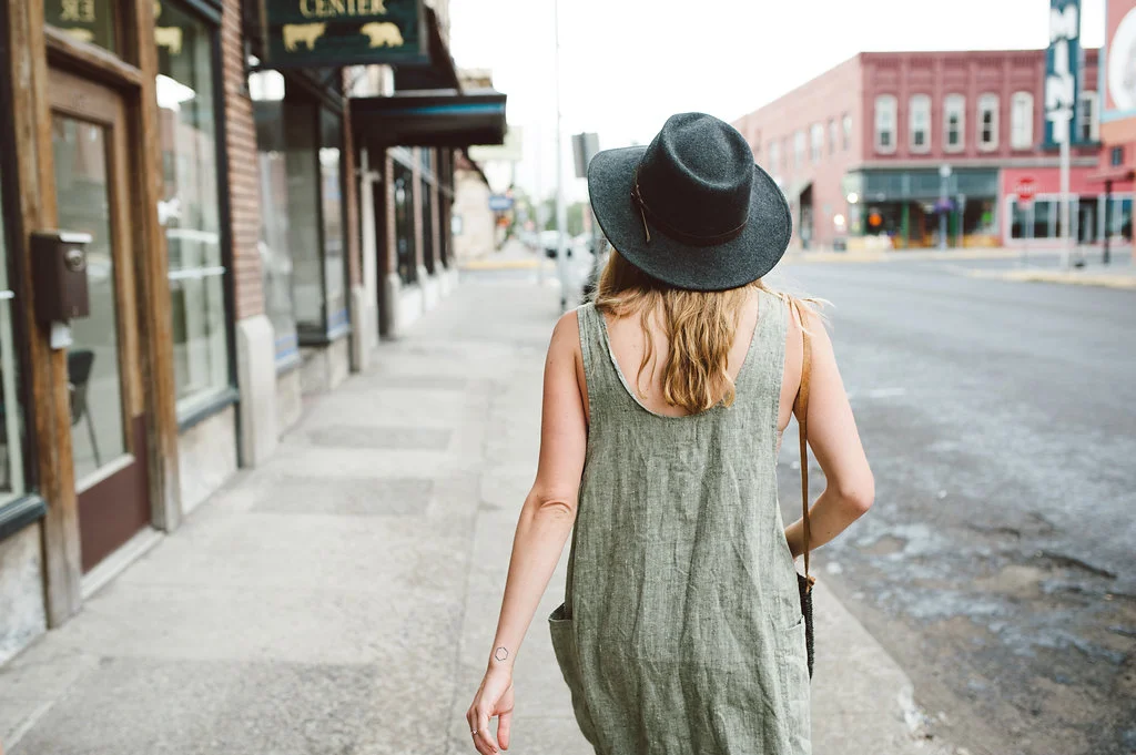 vintage sage linen dress + vintage western gray Broner hat