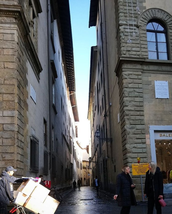 firenze_alley copy.jpg