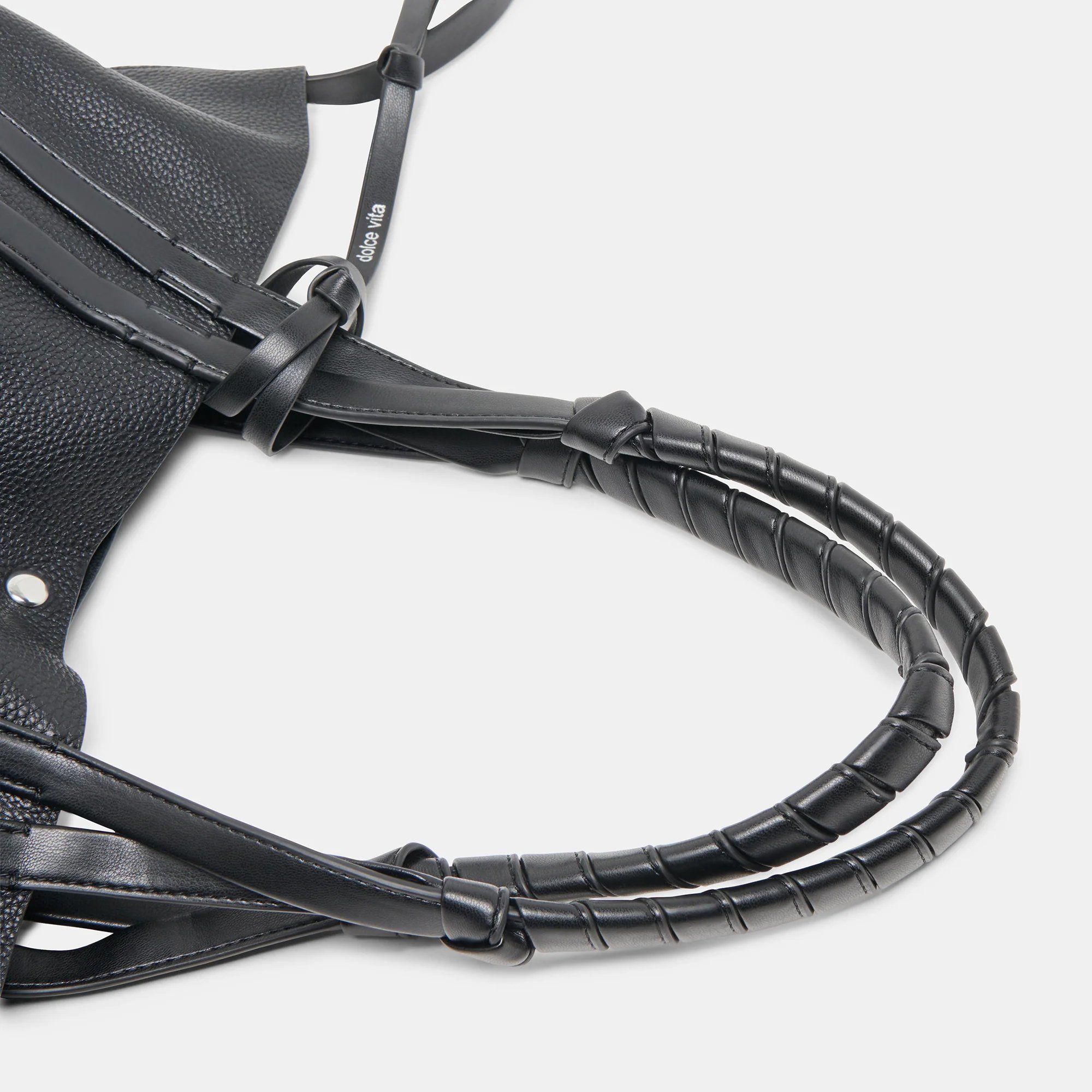 DOLCEVITA-HANDBAGS_DIANA_BLACKLEATHER_DETAILS_2 copy.jpg