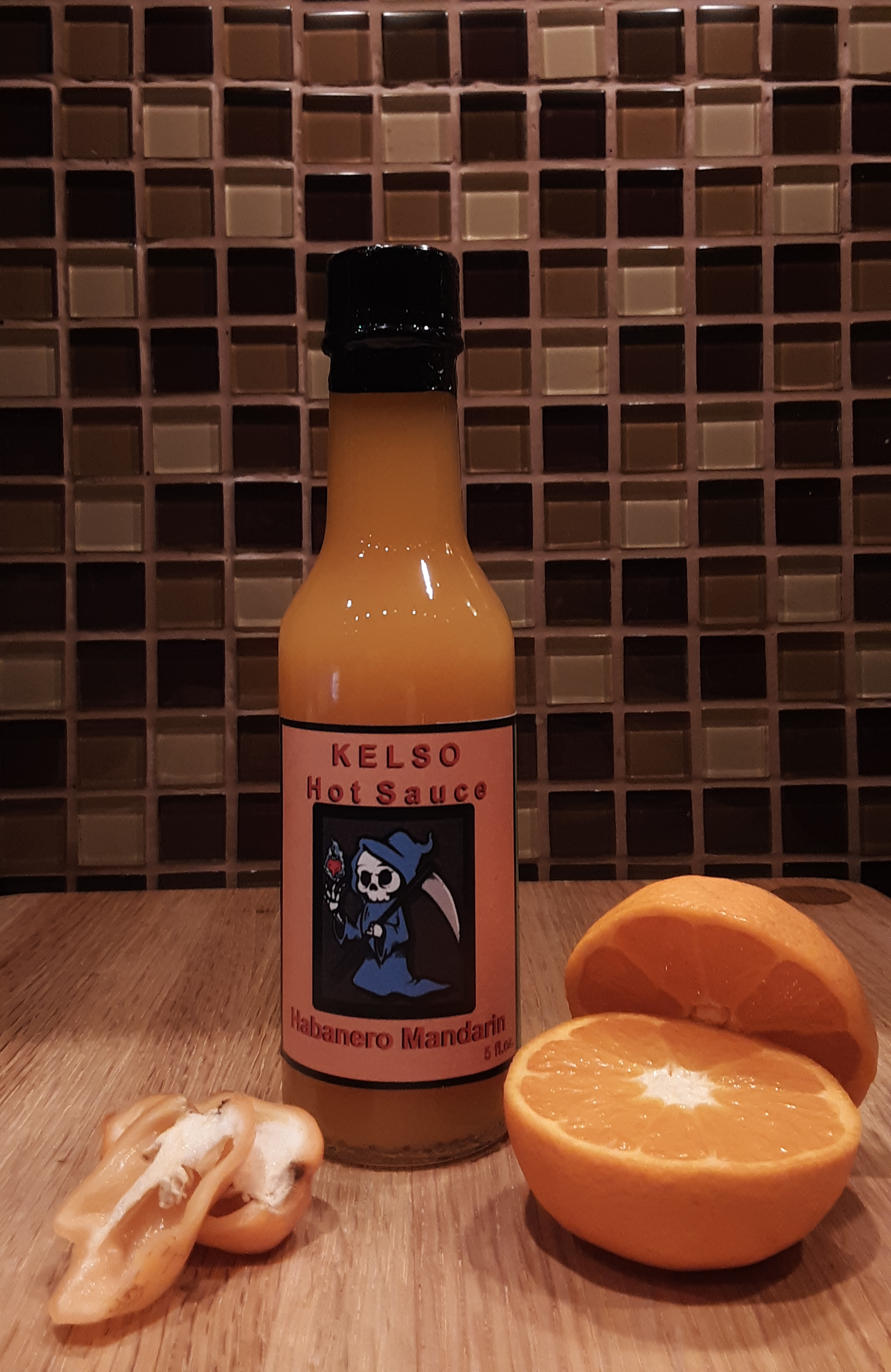 Habmandbottle and fruit.jpg.png