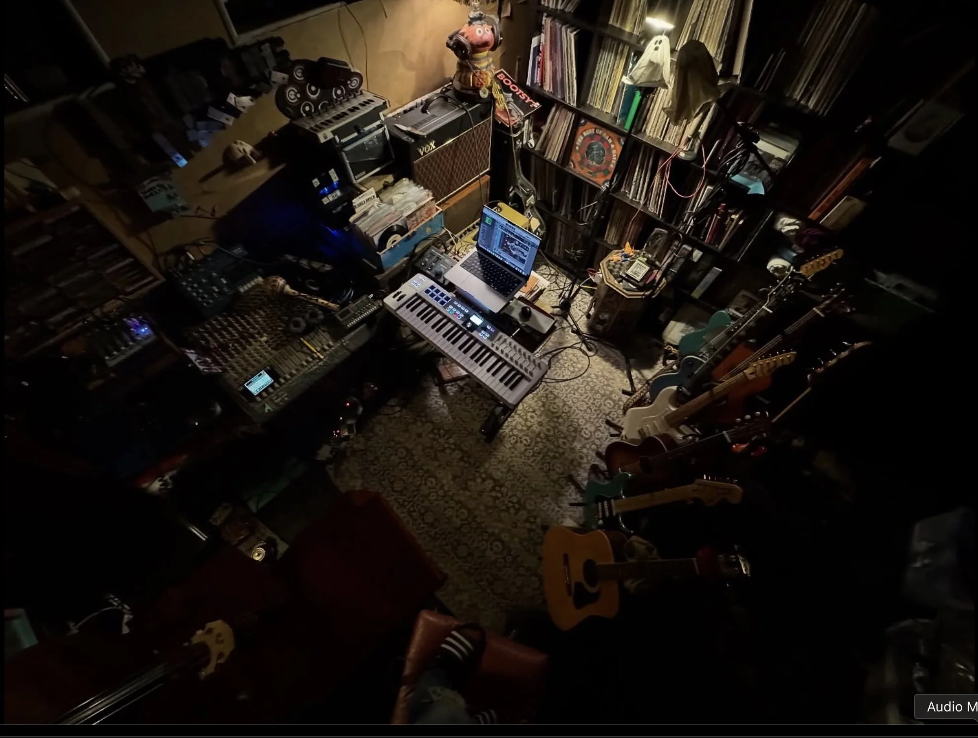 SNUGGLE DUNGEON PHOTO.jpg