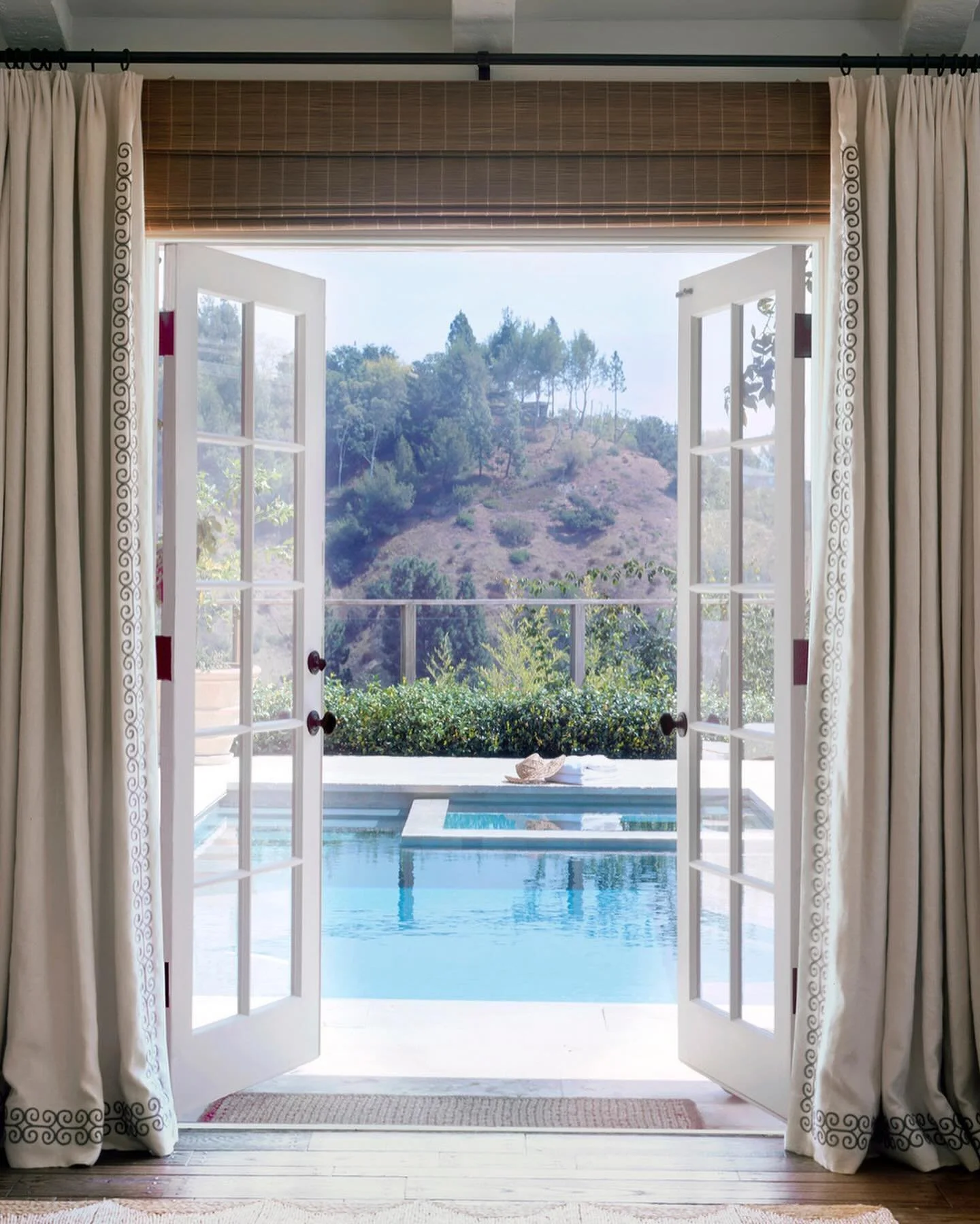 Summer at our LA project
.
.
.
.
.
.
.
Photo: Catherine Tighe
#poolside #landscape #landscapephotography #interiordesign #interior #losangeles #ranchhouse #indooroutdoorliving #summer #architecture #wildflowers #westcoast #bigsur #homestyle #farmhous