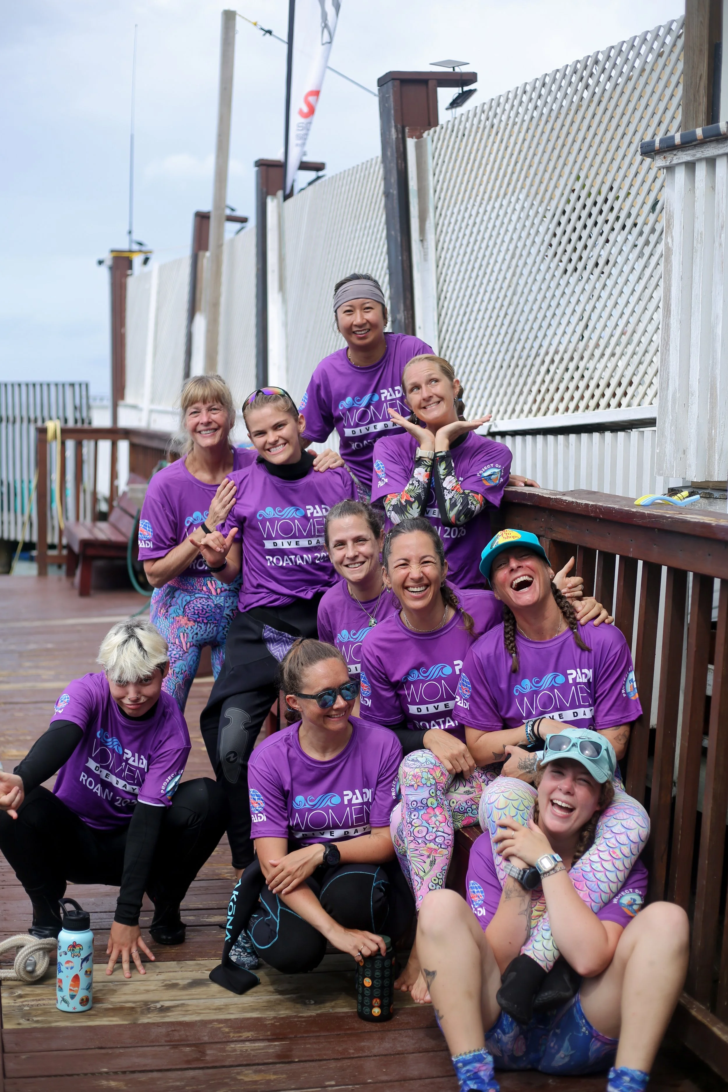 Roatan Divers: 15 divers