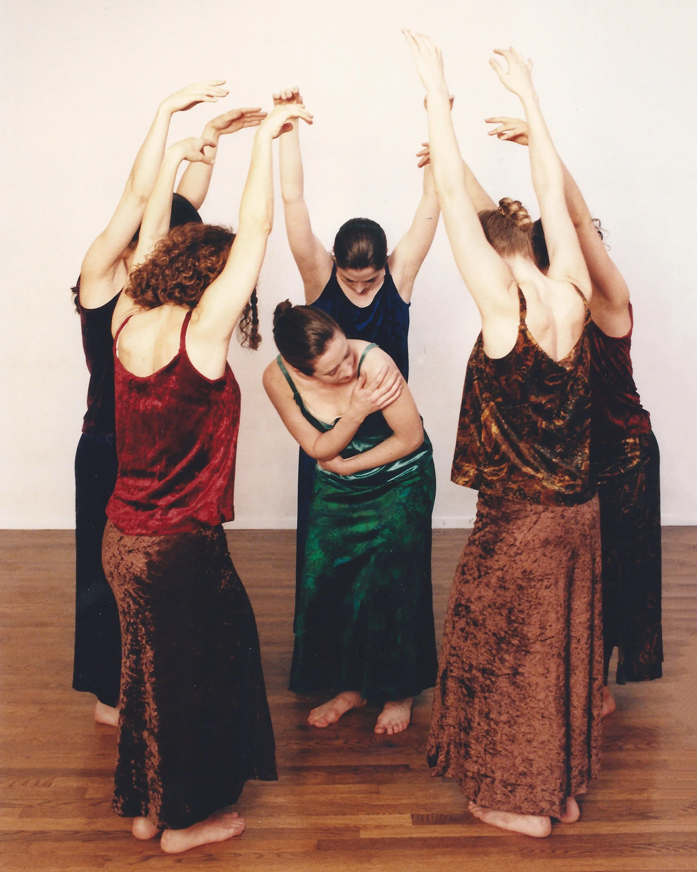 "Women and Veils" ZC &amp; Dancers, Photo: Anja Hitzenberger (2000)