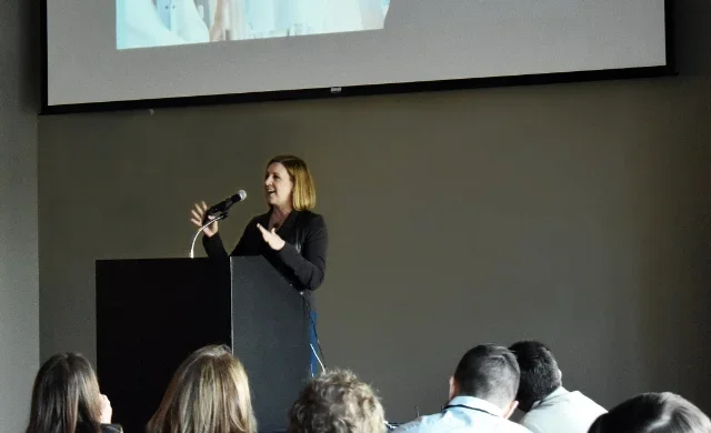 Jennifer+PDX+marketing+forum+May+2017.webp
