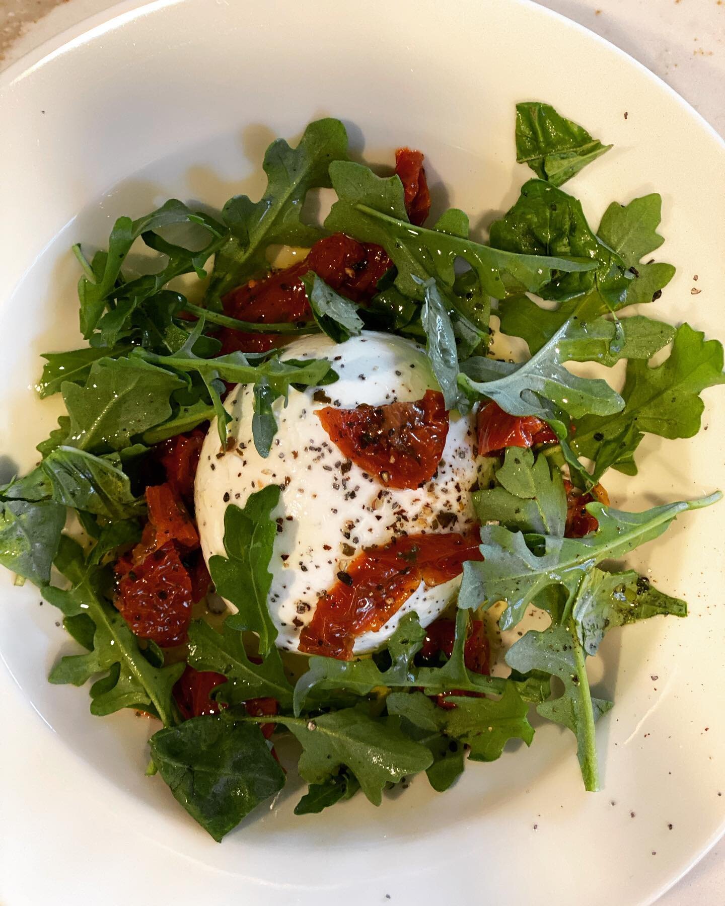Burrata for the weekend? We have it!#cheese #cheeselover #burrata #burratalovers #creamy #tomatoes #sundriedtomatoes #arugula #salad #appetizer #summerweather #shoplocal #shopsmallbusiness #shopsmall