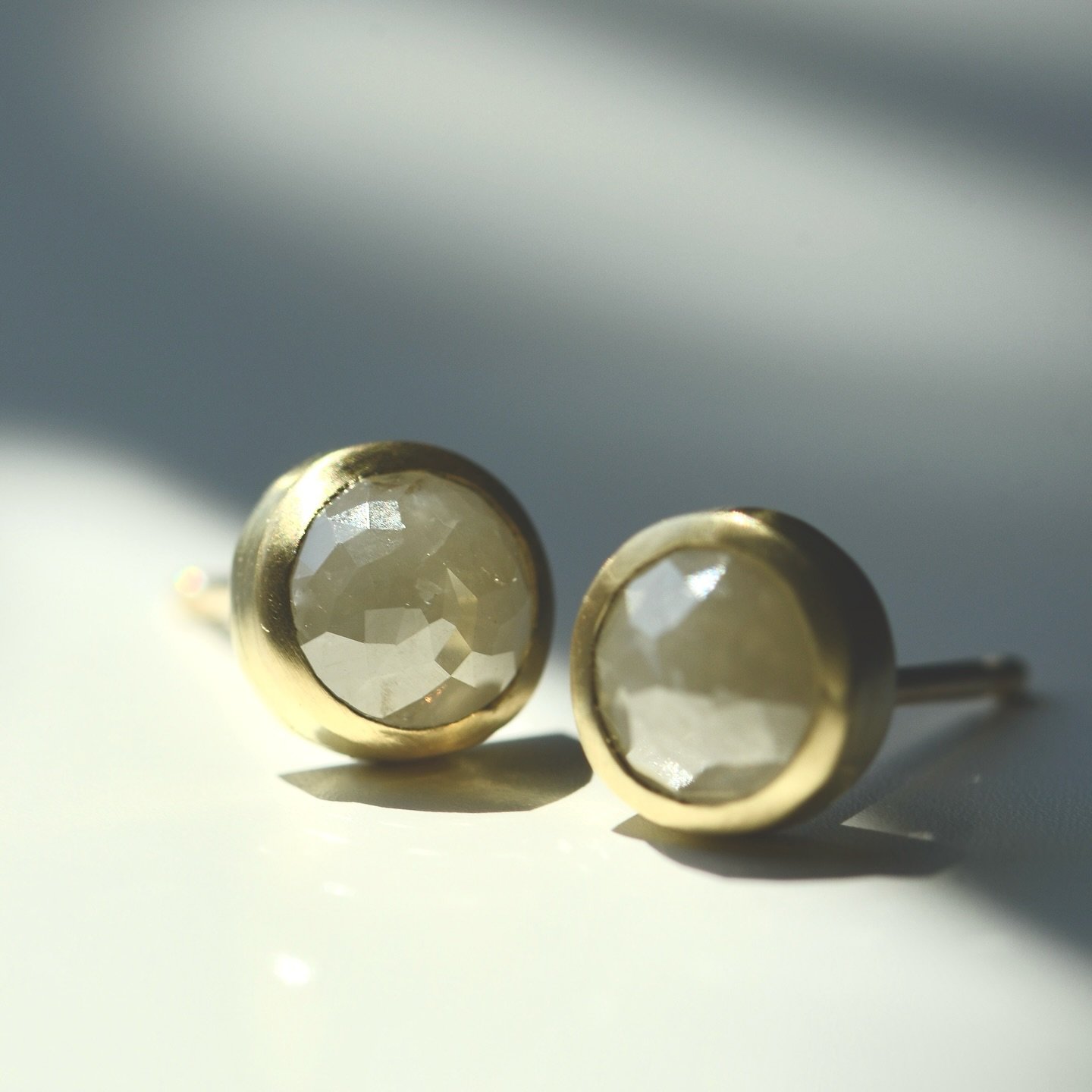 The perfect little diamond studs! 
Find them this weekend on our last summer art festival in the mountains.  @mountainartfestivals Breckenridge, CO
Aug 1-3 (Thursday, Friday &amp; Saturday)

#breckenridge #shopbreckenridge #coloradoartist #zlhandmade