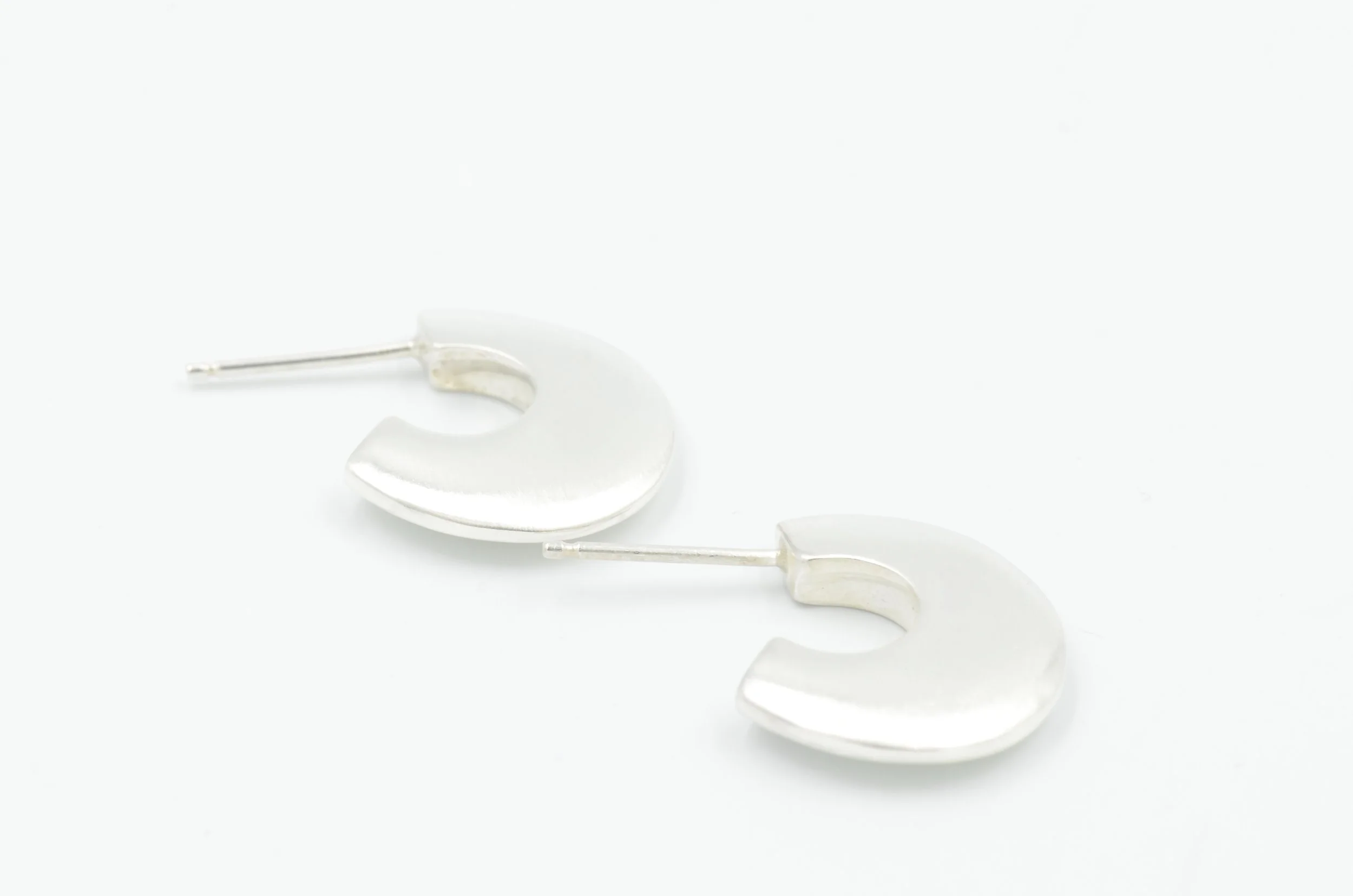 Nilla Hoop Earrings