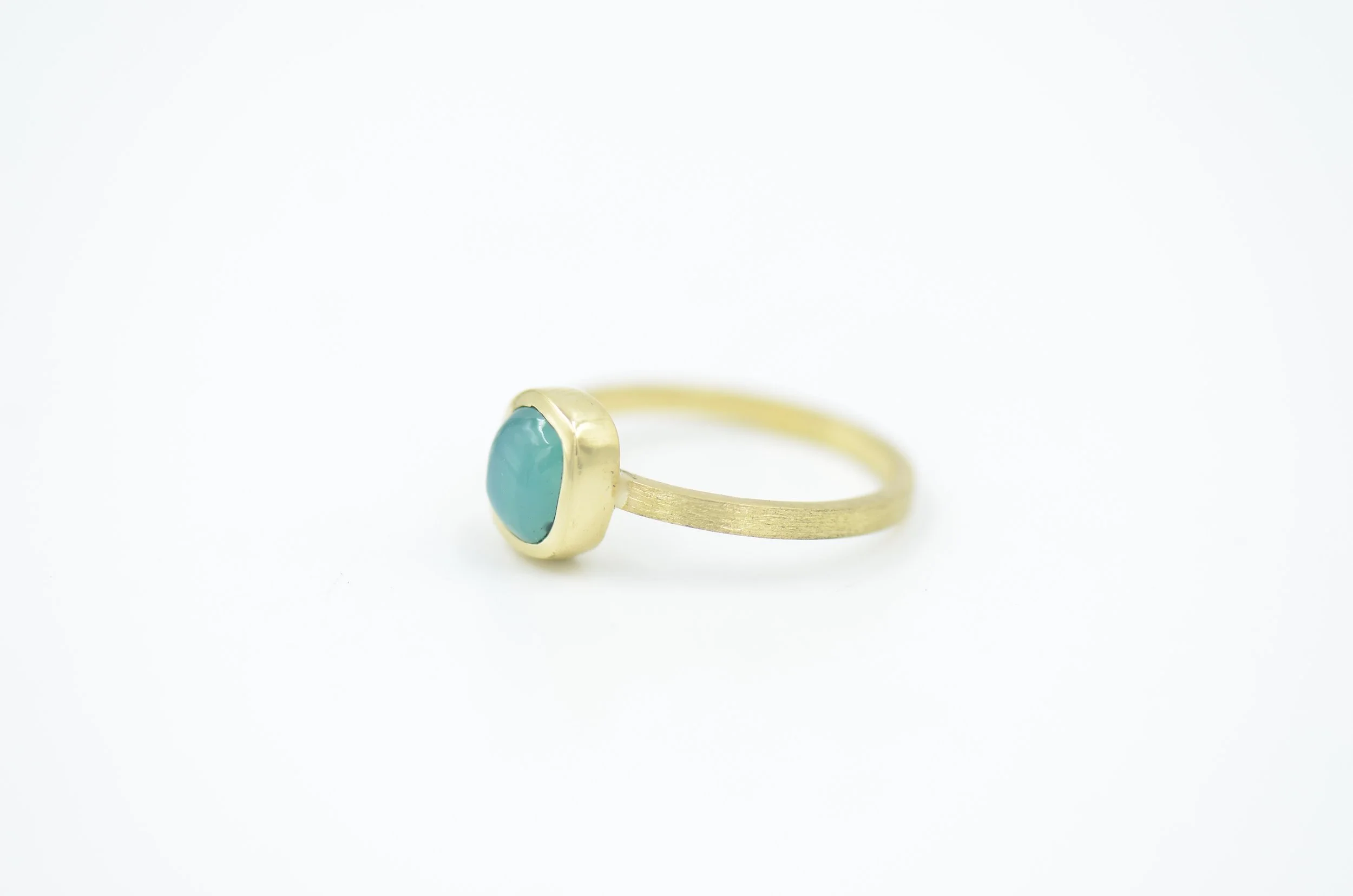 Gem Silica Gold Ring