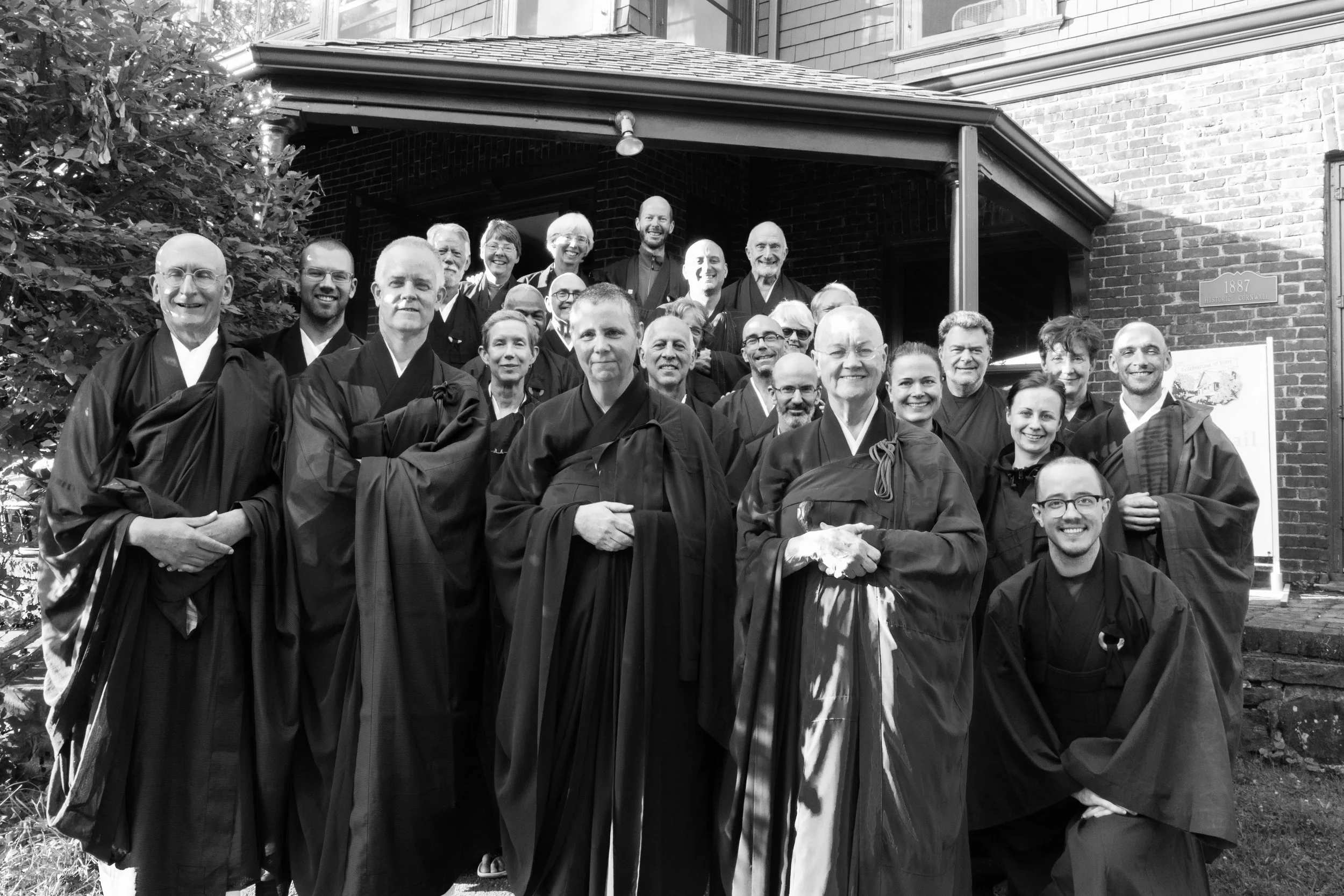 Teachers and students pose for a photograph on the last day of Dai Sesshin 2017. In the front row, left to right, Ryotan Sensei, Shinryu Sensei, Myoko Sensei, Enkyoo Roshi, Giyu Gillis. Ōshin Hoshi can be seen over Ryotan Sensei's shoulder. 
