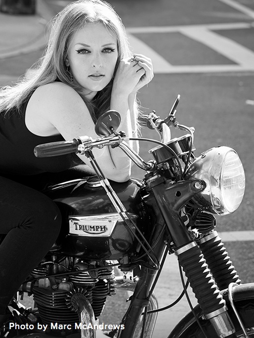 Julia Haltigan - Songwriter / Singer