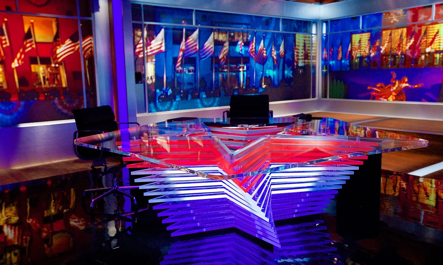 MSNBC-MidtermDesks-Ph03.jpg