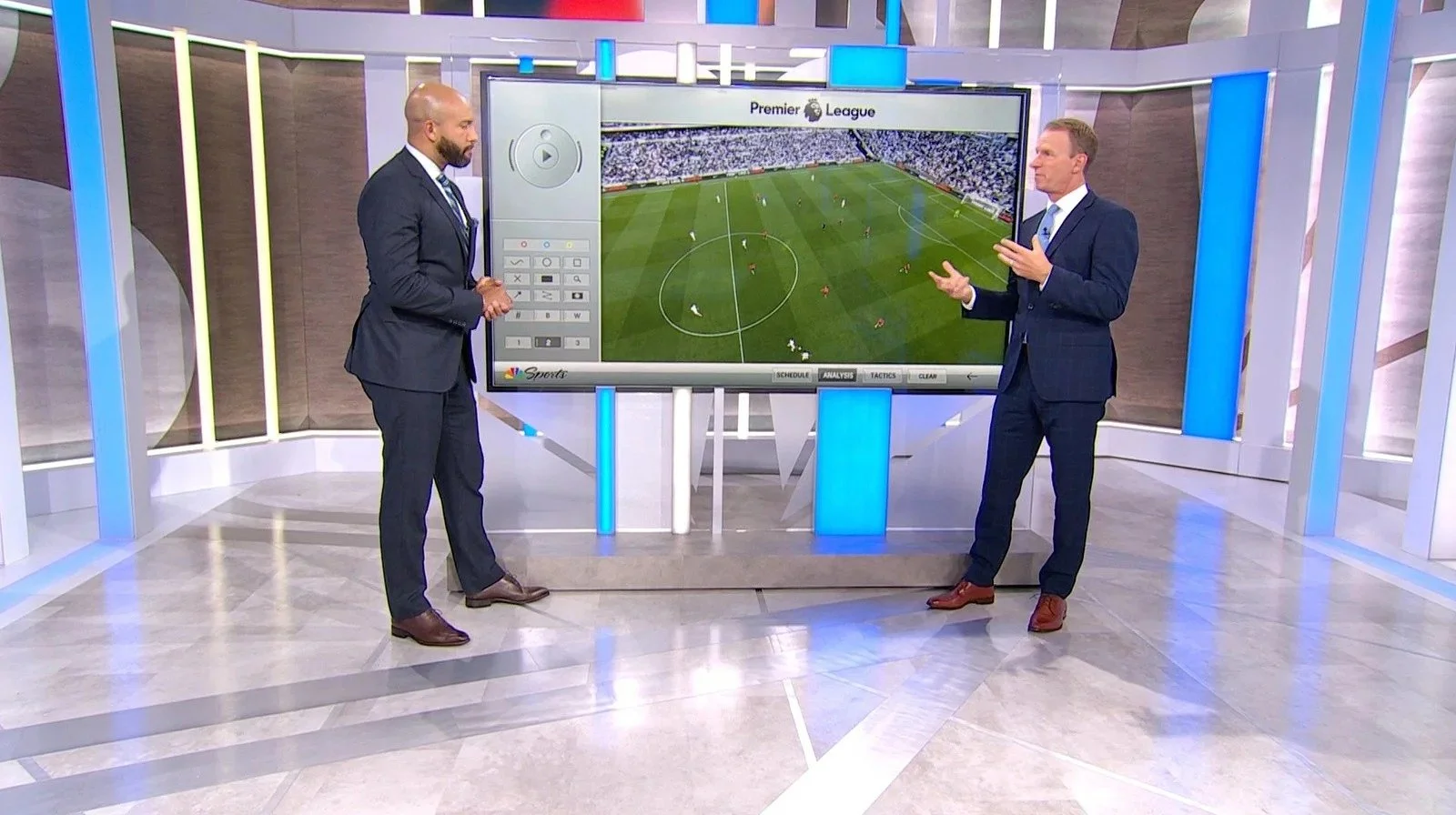 imgi_8_NBC-Premier-League-studio_2023_29.jpg