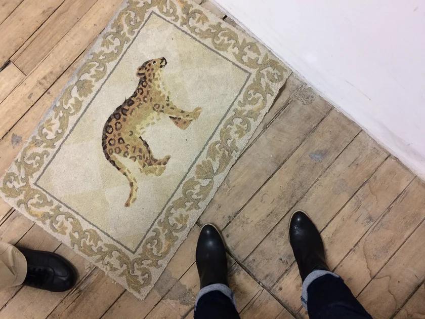 I like the kind of person who would have this door mat. 