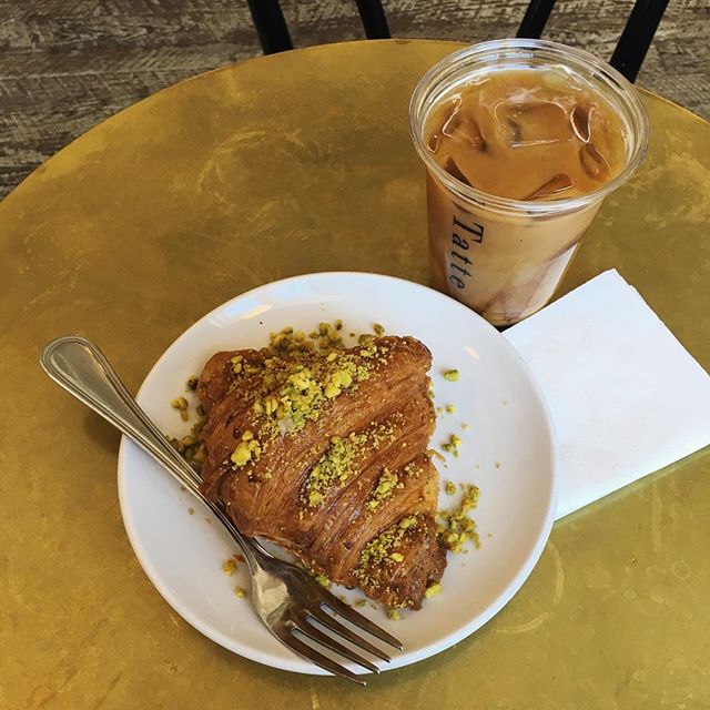 My favorite blog-drafting cafe has reinstated the full sized baked goods, thankfully. They briefly tried making them half sized for the same price, perhaps to look fancier. You can&rsquo;t imagine what that does to your writing inspiration.😩🤓 #fren