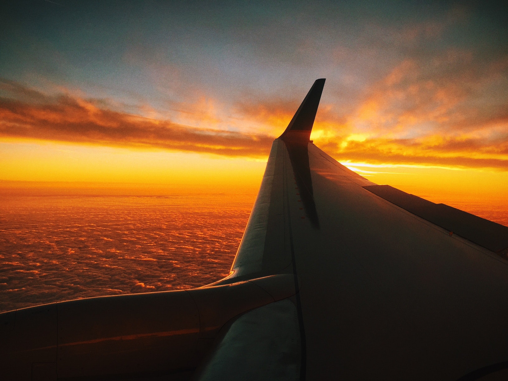 clouds-flight-flying-6881.jpg