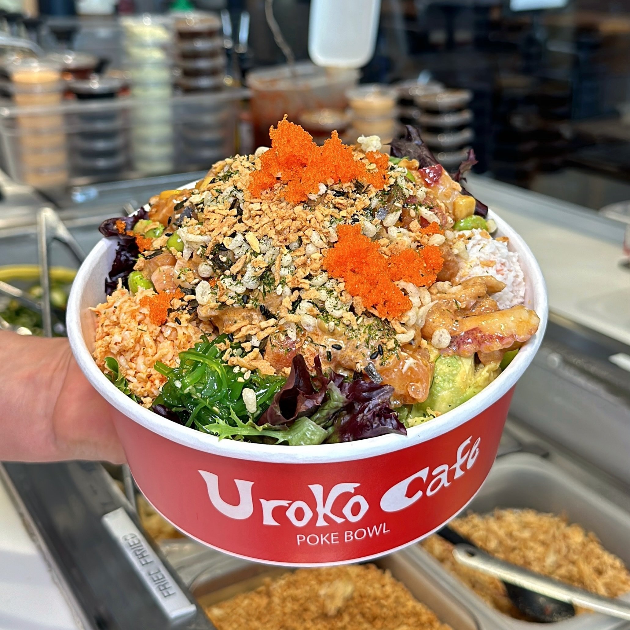 It&rsquo;s FRIDAY!
Can you take a moment to appreciate these colorful Poke Bowl? 🤩🙌
We know the perfect option for you. A variety of flavors and freshness in every bite. See you at dinner! 

👏 The Best California Style Poke Bowl in OC
📍Costa Mesa