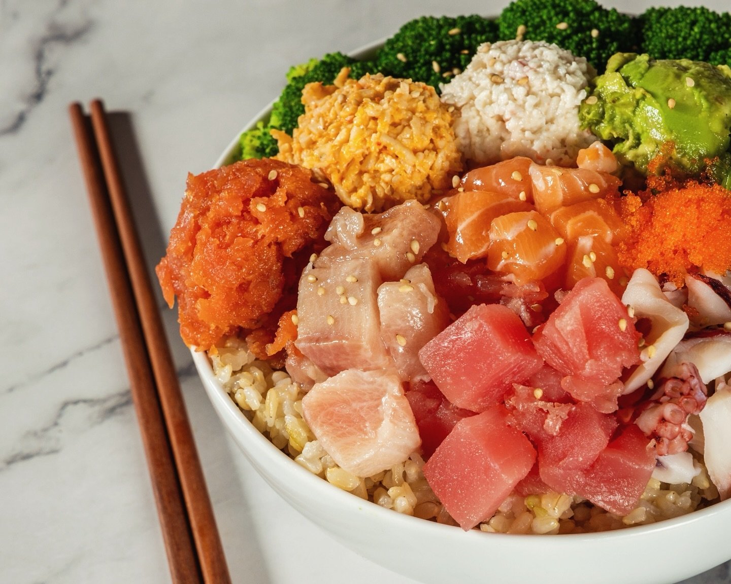 Pack your Proteins!🙌 
The perfect meal that will leave you craving for more. 🤤🧡 It&rsquo;s time to create your own poke bowl! Choose from 2, 3, or 5 scoops of protein and explore over 10 amazing protein to choose in your poke bowl.

Tell me... Wha