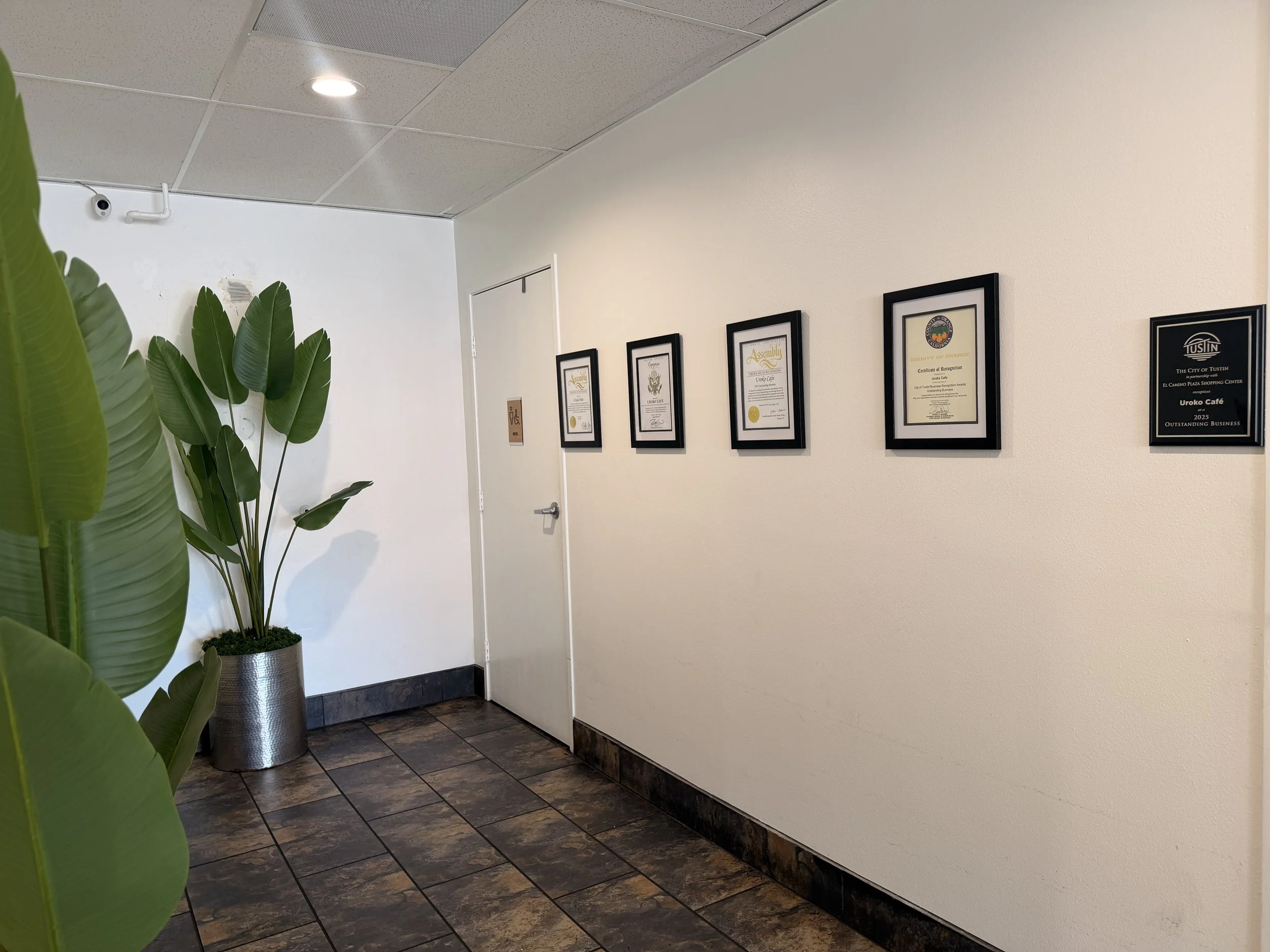 Uroko Poke Tustin Restrooms.JPG