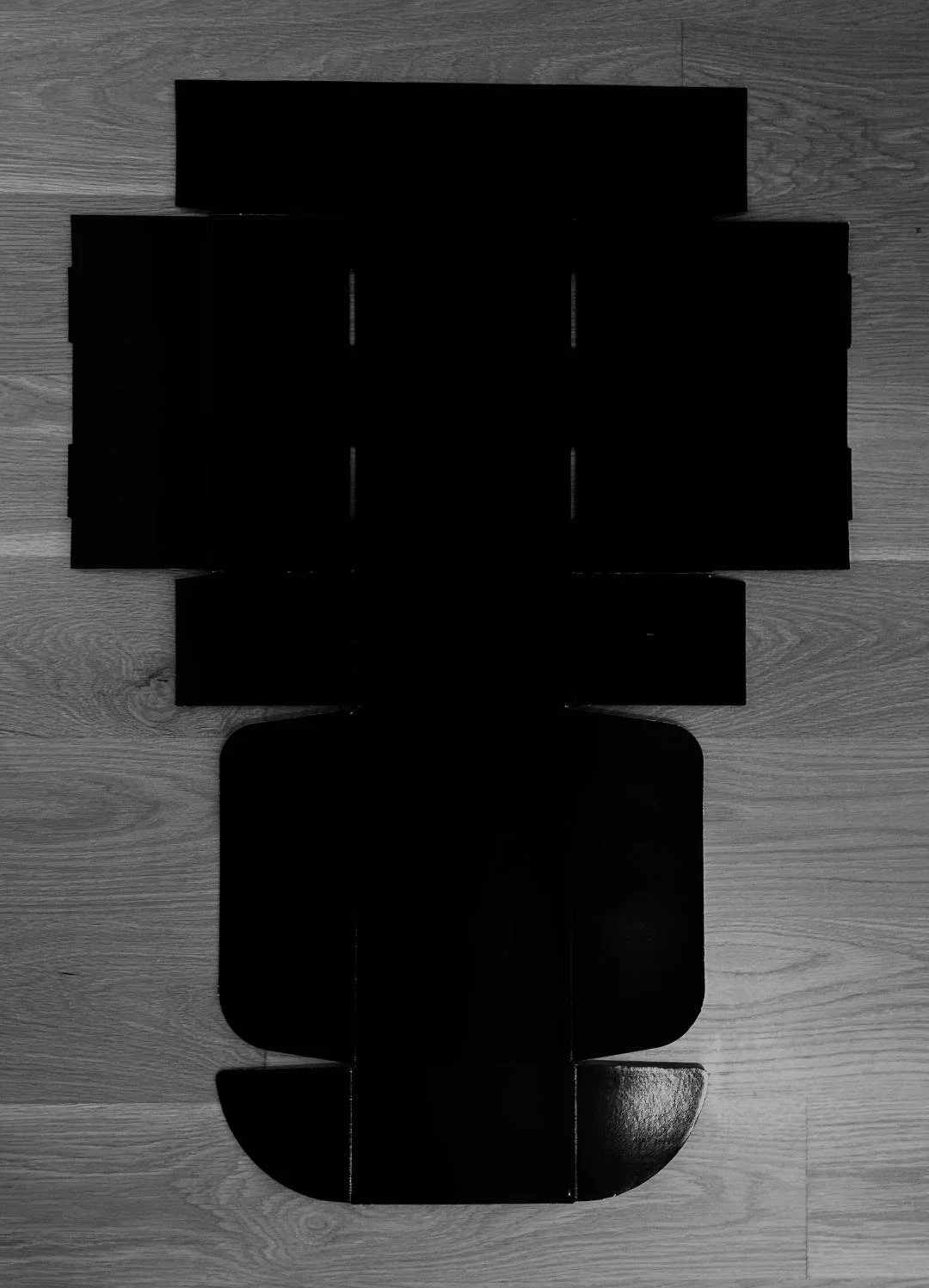 completely opened empty box.jfif