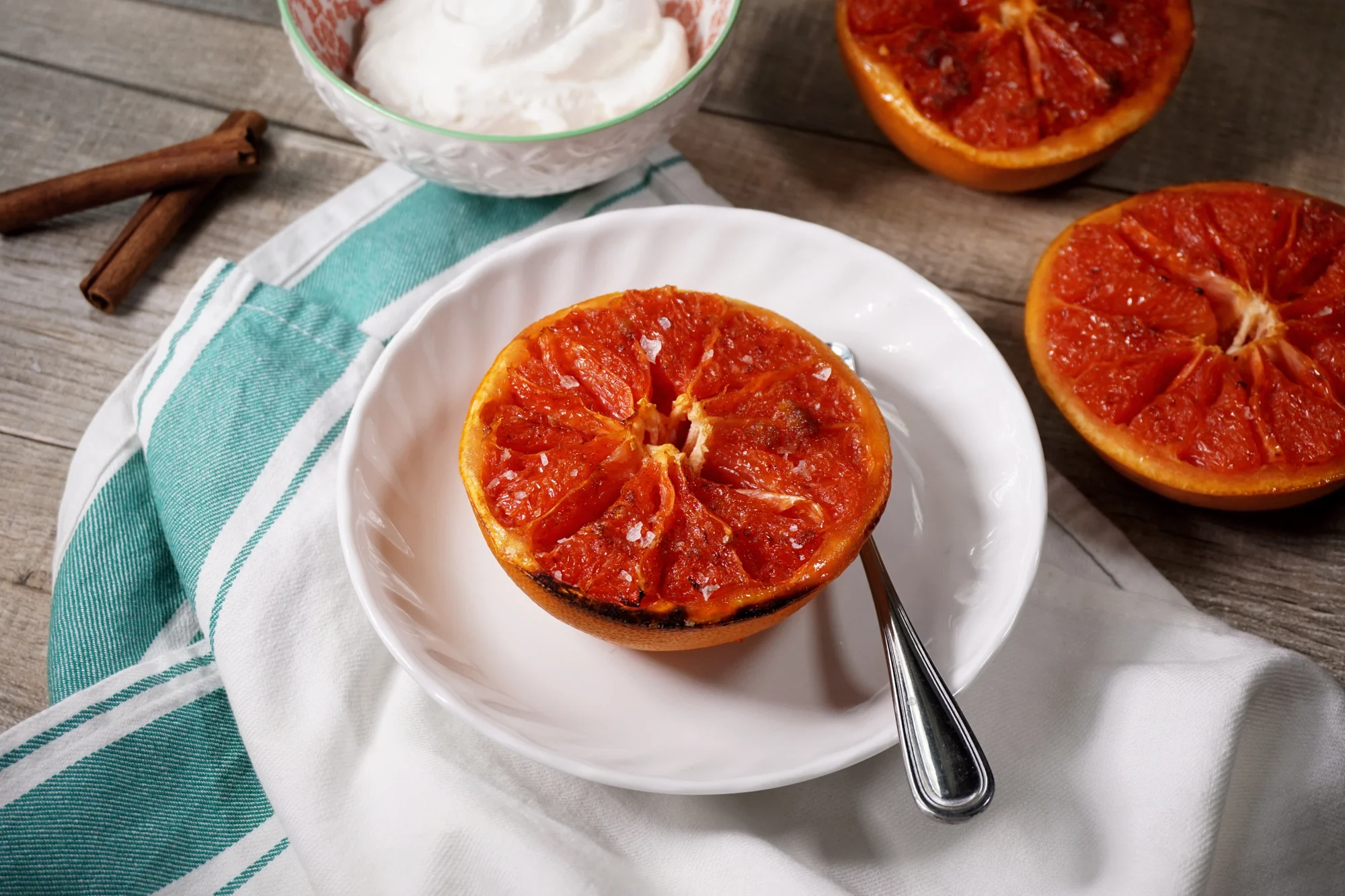 StephanieJung_BrokeAndCooking_BroiledGrapefruit525.jpg