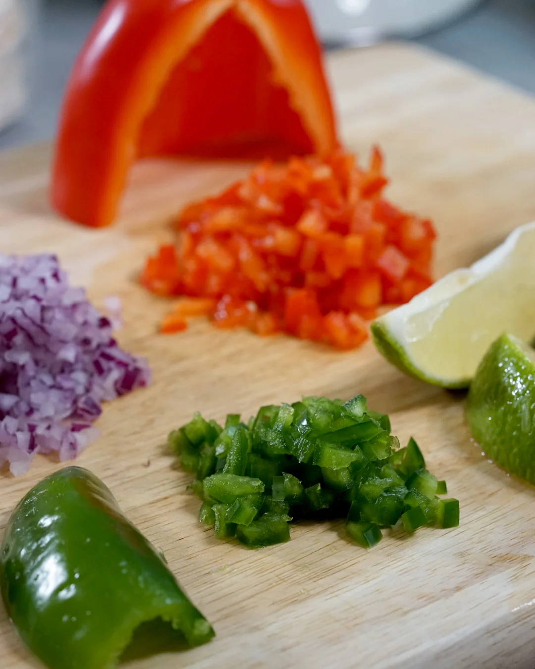 BrokeAndCooking_MangoSalsa_6673.jpg