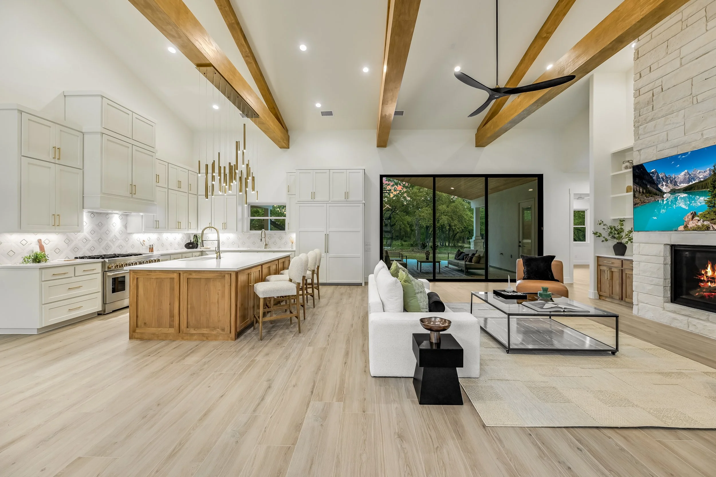 09-Living-Kitchen.jpg
