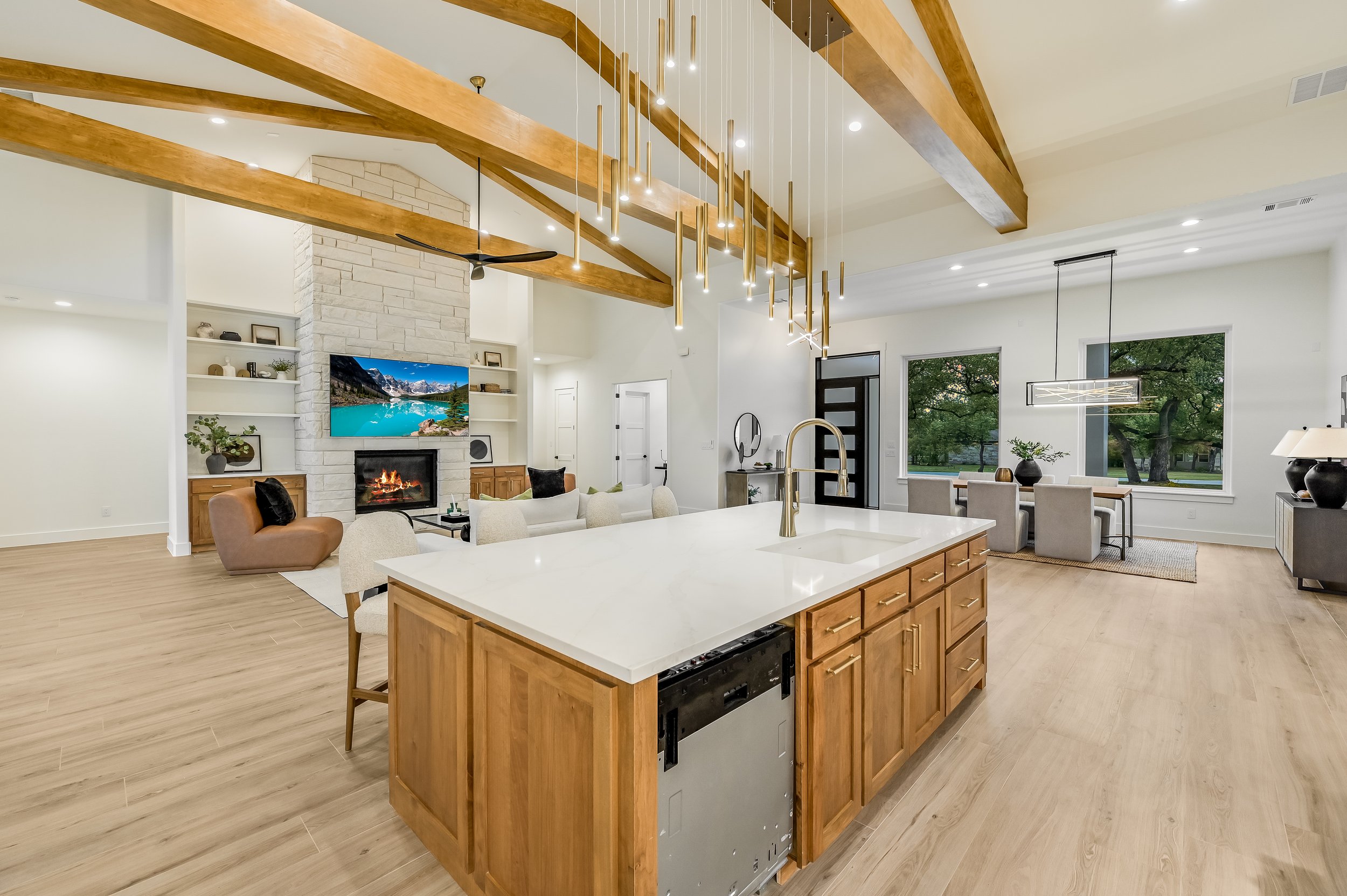 15-Kitchen 3.jpg