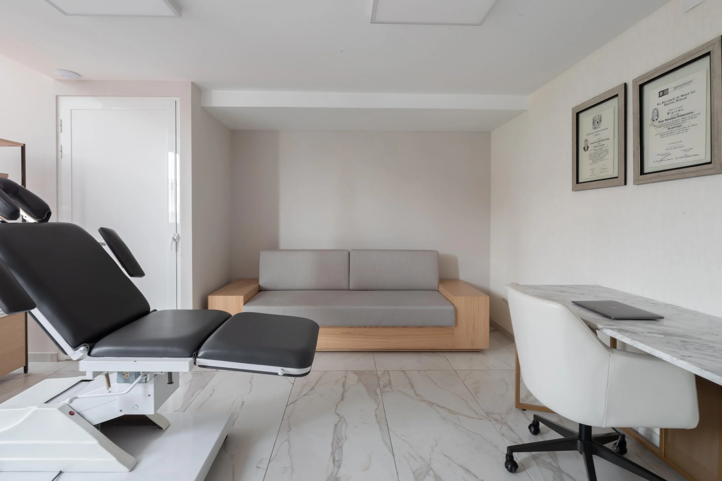 RRR-8023_correccion .jpg